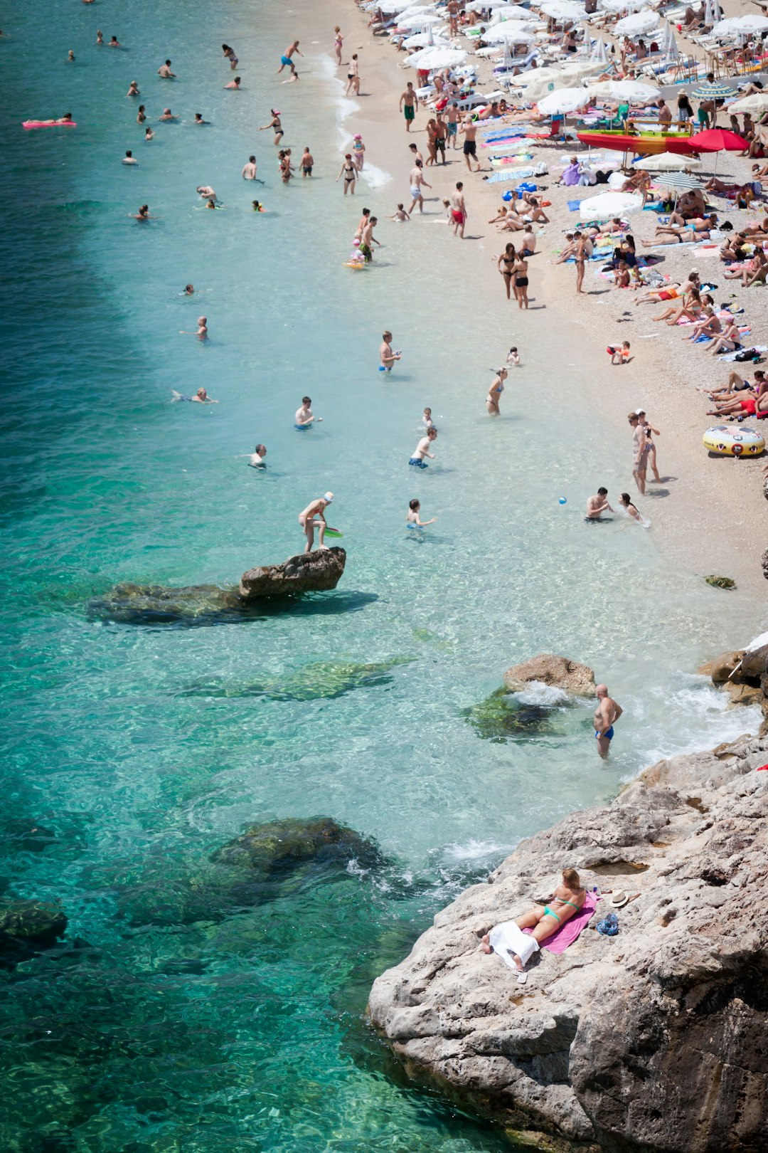 People On Seashore Photo Free Ocean Image On Unsplash