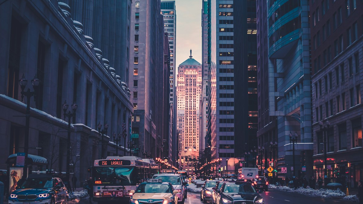 郑州二七广场周边夜景与城市街景