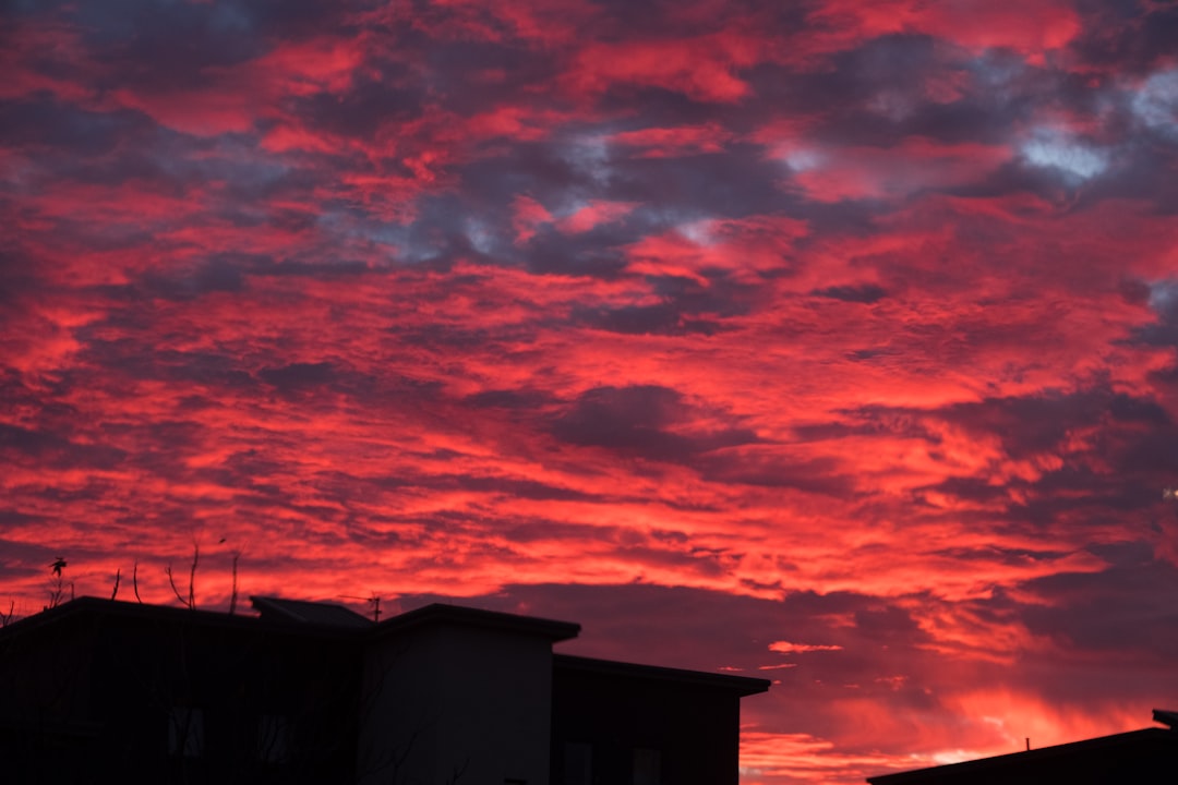 Красное небо фото Красное небо фото
