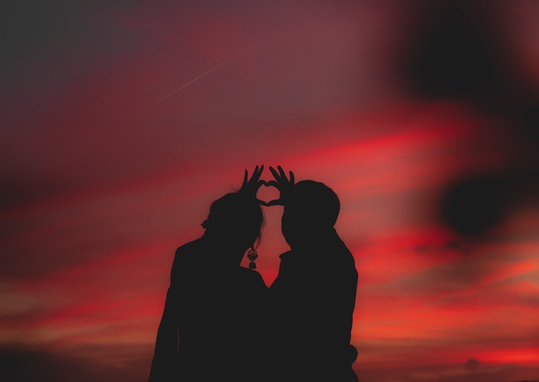 Couple Shadow Pictures Download Free Images On Unsplash