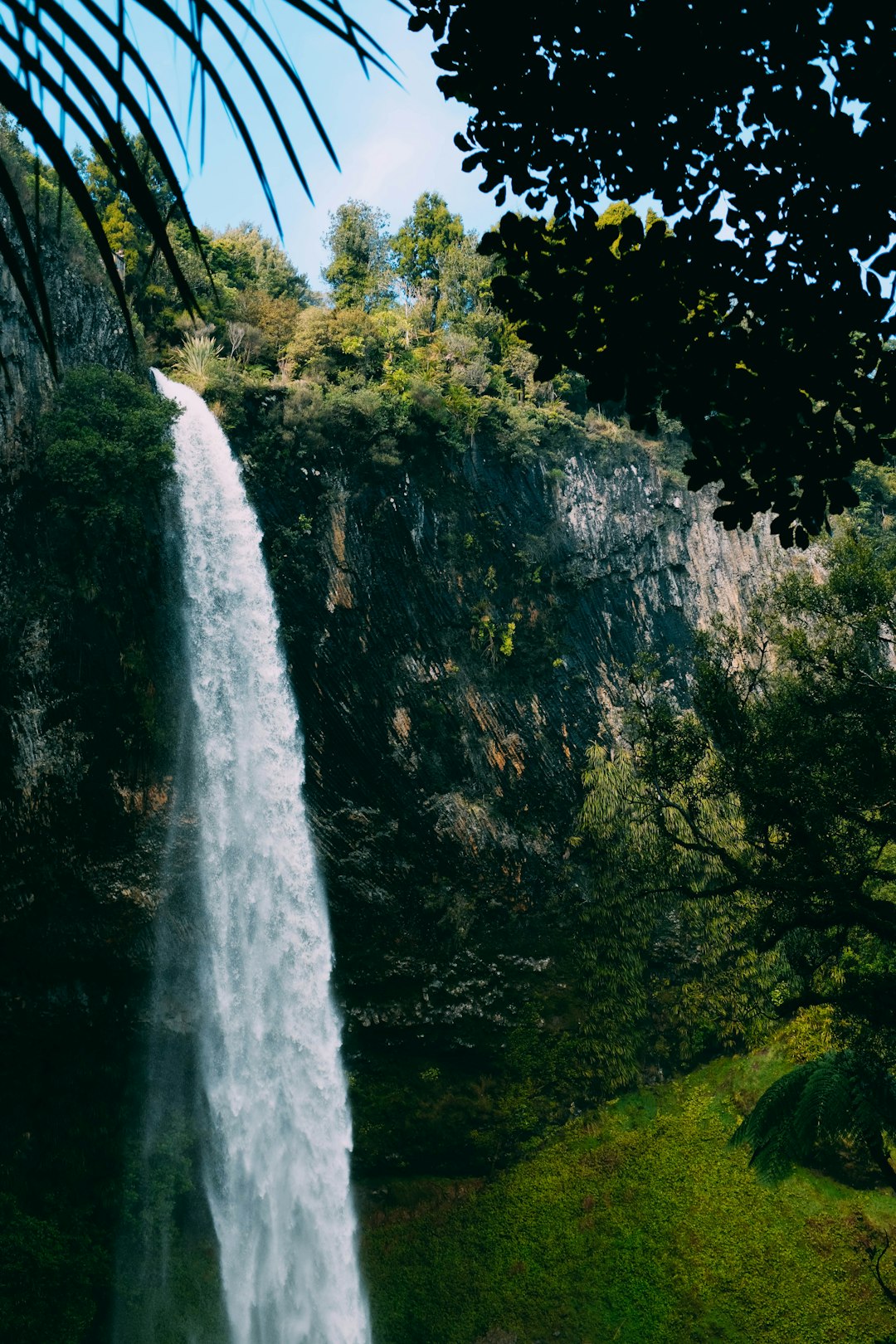waterfalls photo – Free Nature Image on Unsplash1080 x 1620