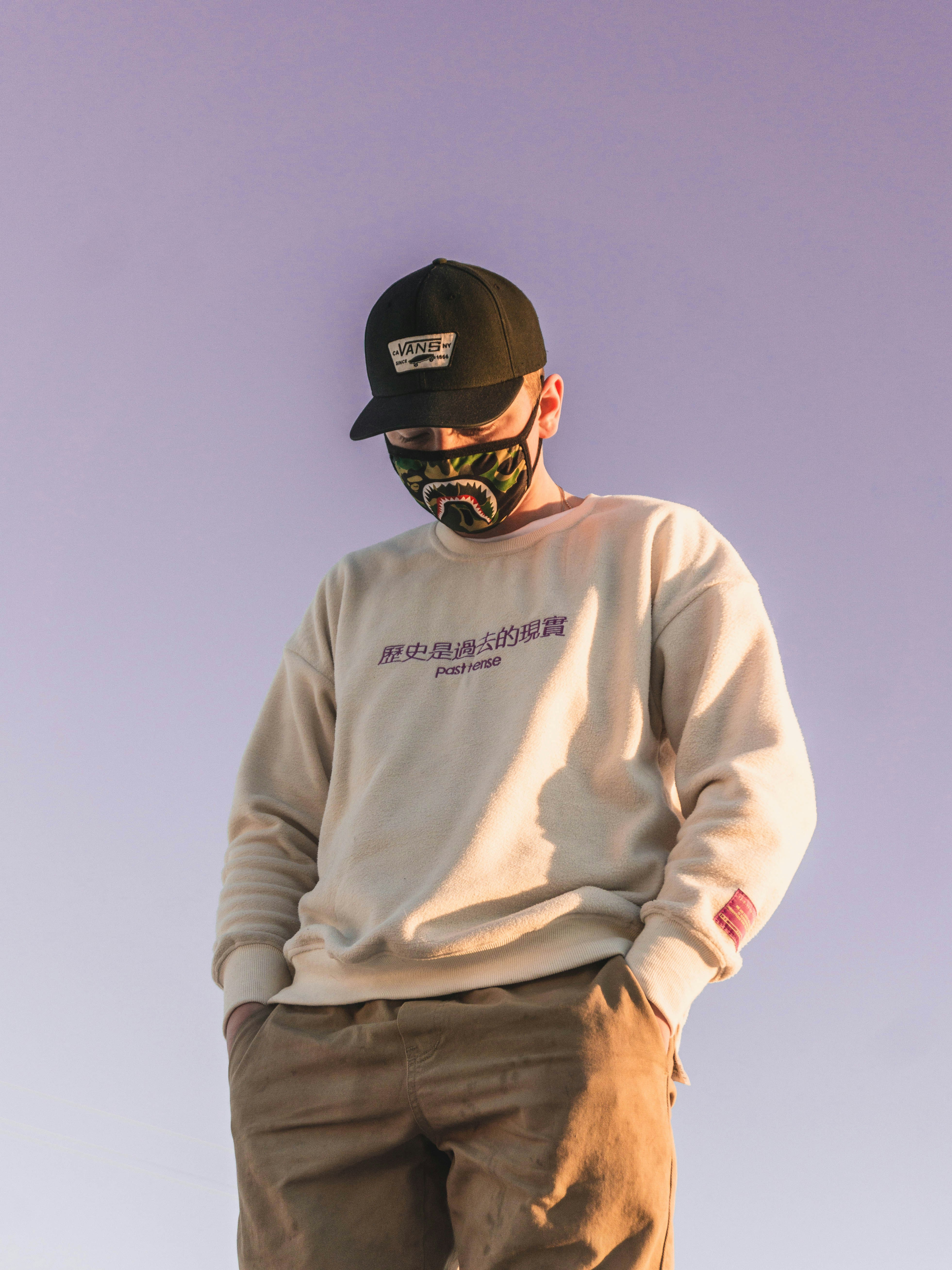 Sweatshirt Pictures | Download Free Images on Unsplash