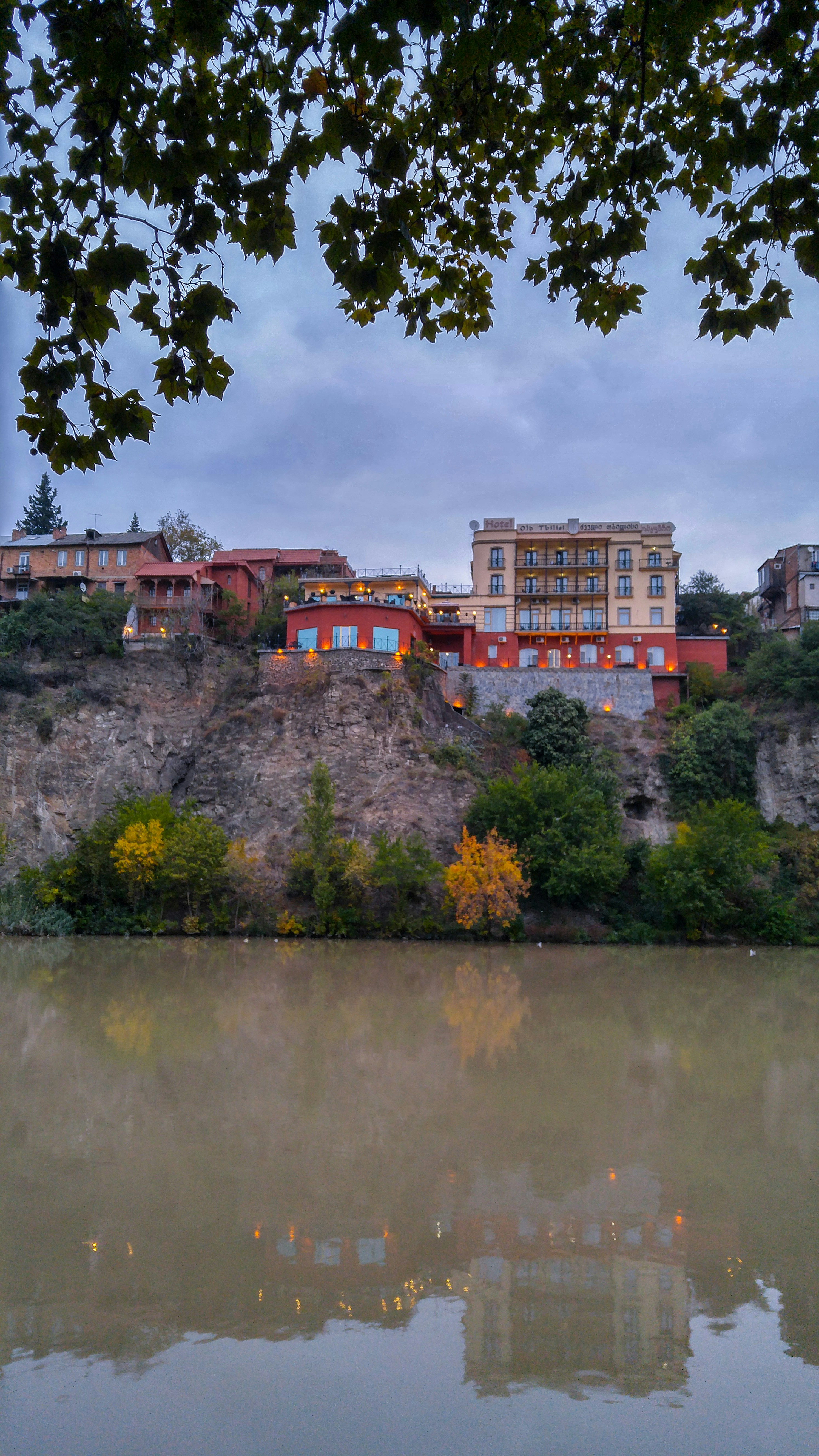 Красивые фото река куру на метехи 3,458 Metekhi стоковые фото бесплатные и стоковые фото RF от Dreamstime Стра