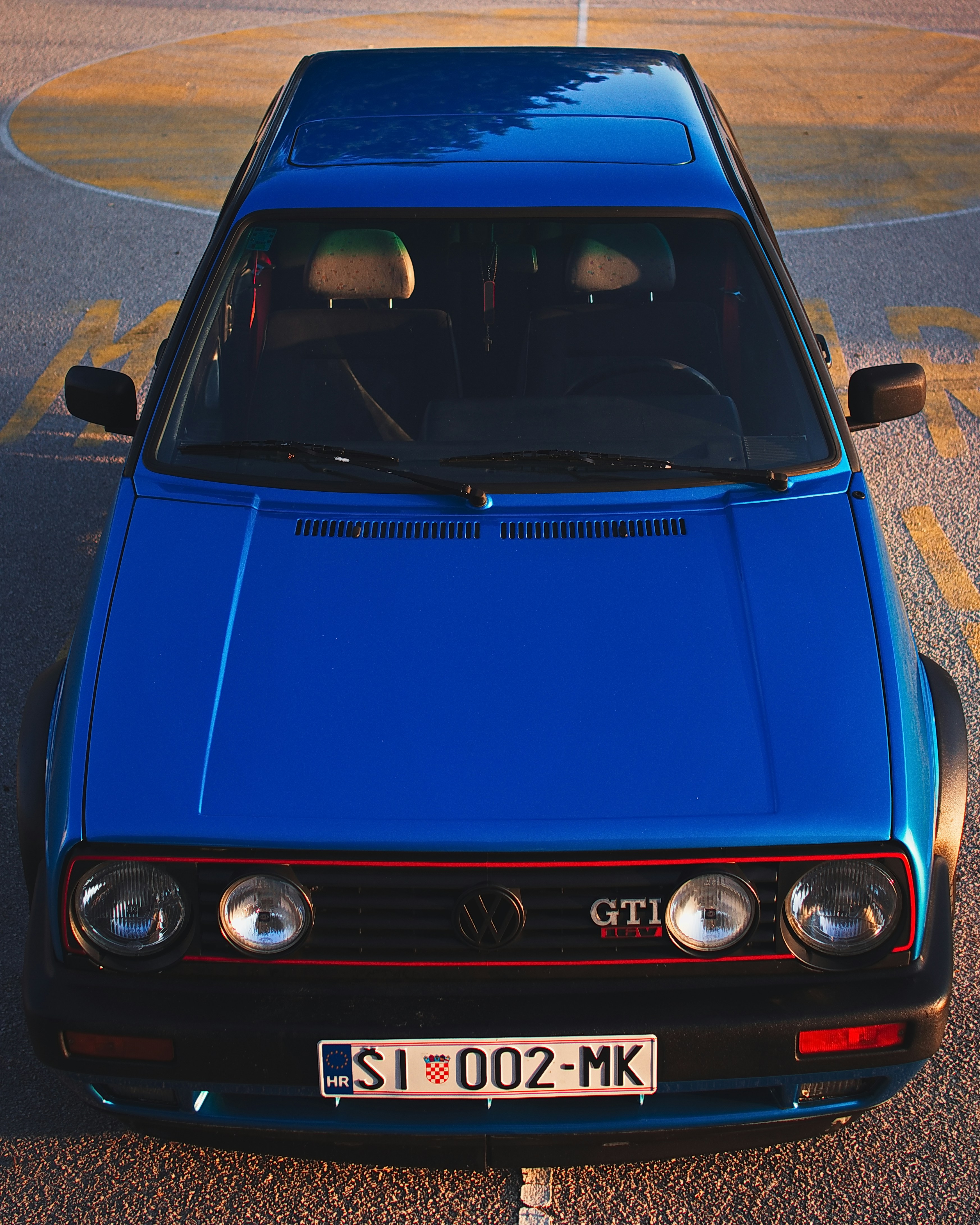 Windshield Pictures | Download Free Images on Unsplash