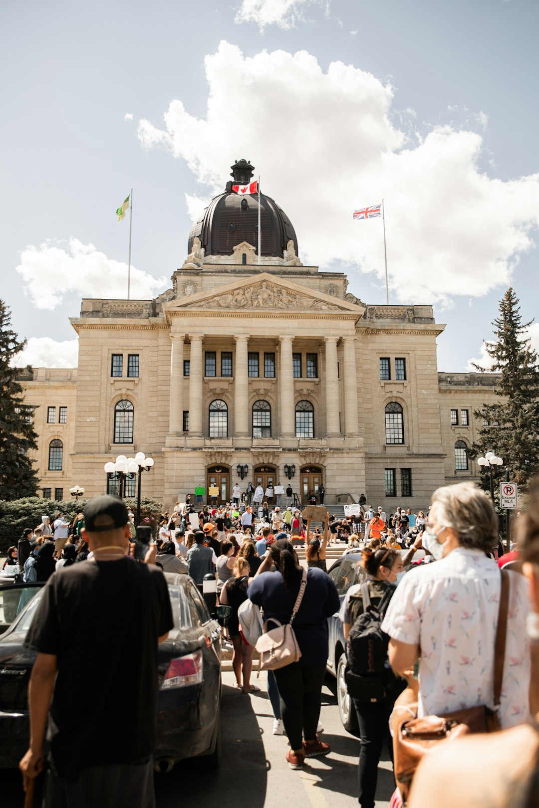 protesters-pictures-download-free-images-on-unsplash