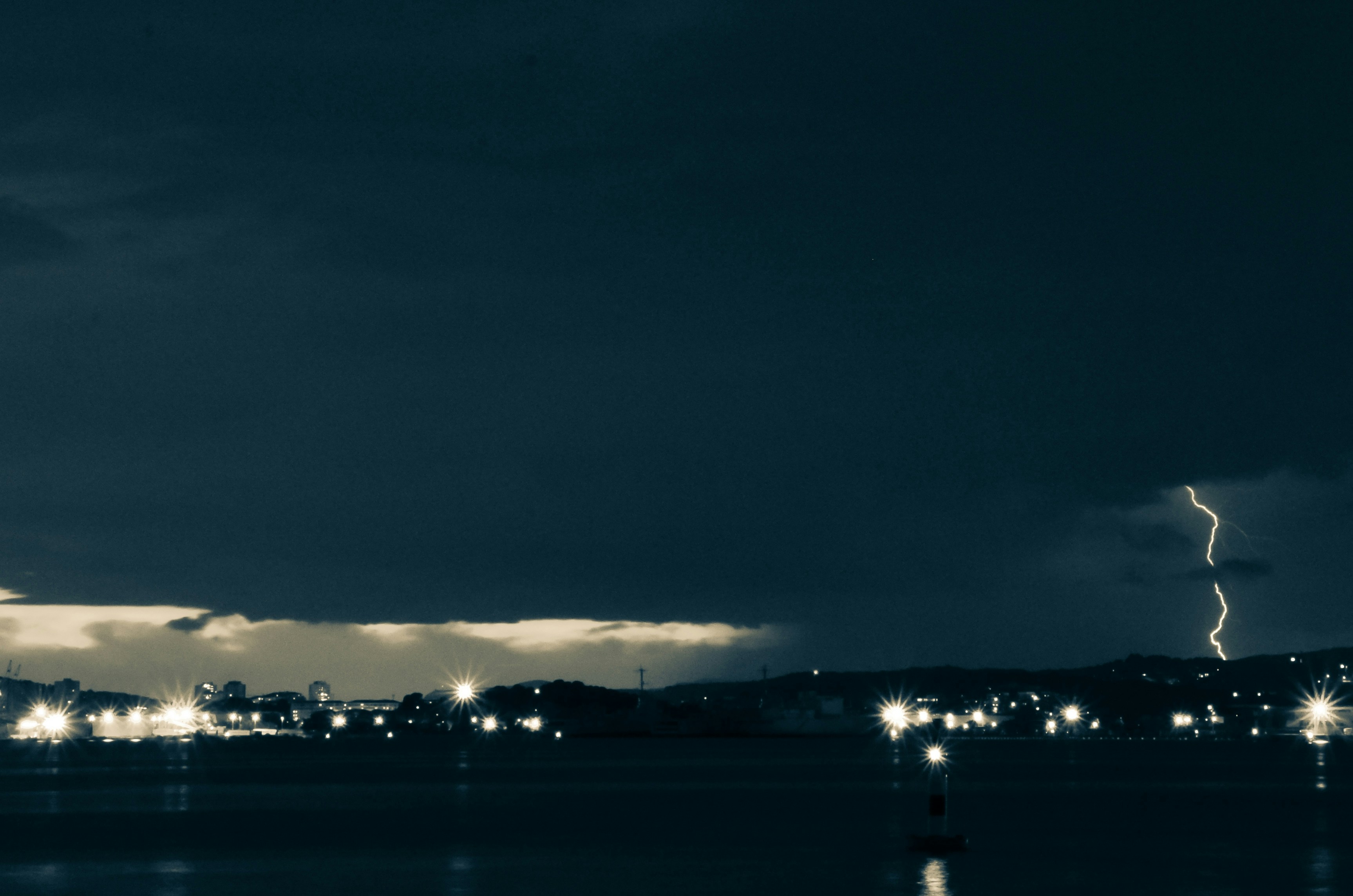 27+ Thunder Pictures | Free Images on Unsplash