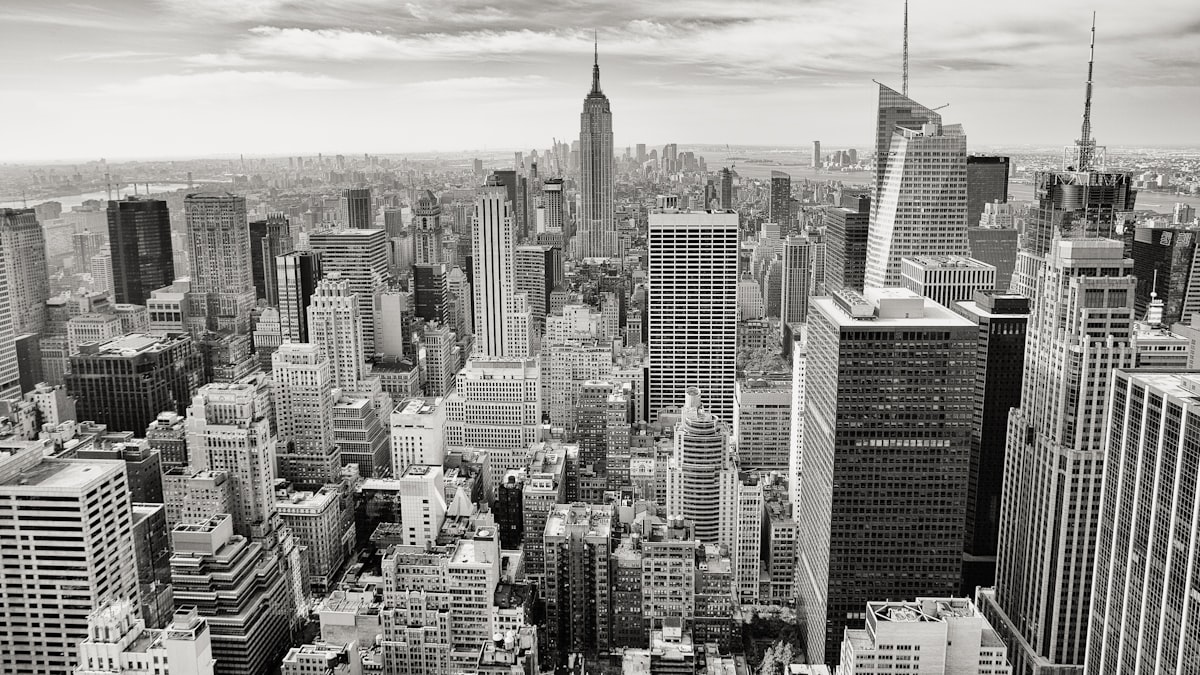 New York skyline, black and white