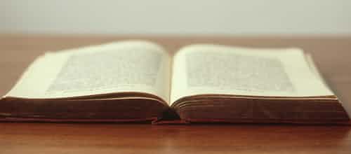 תמונת אילוסטרציה למאמר ספרות מדברת נפש: על כוחה המרפא של הספרות היפה ספרות מדברת נפש: על כוחה המרפא של הספרות היפה