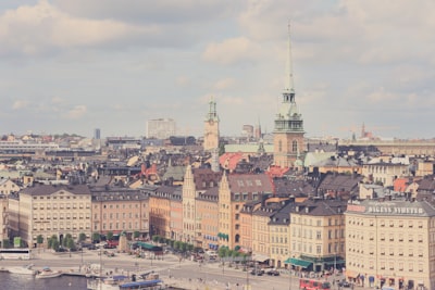 https://images.unsplash.com/30/stockholm.jpg?ixlib=rb-4.1.0&q=80&fm=jpg&crop=entropy&cs=tinysrgb&w=400&fit=max