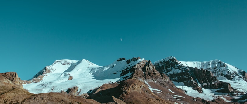 landscape photography mountain range with snow