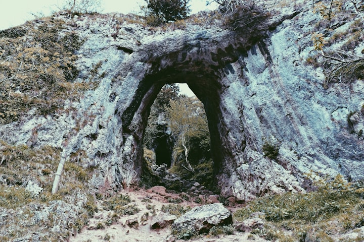 The four-arched portal of Rahma