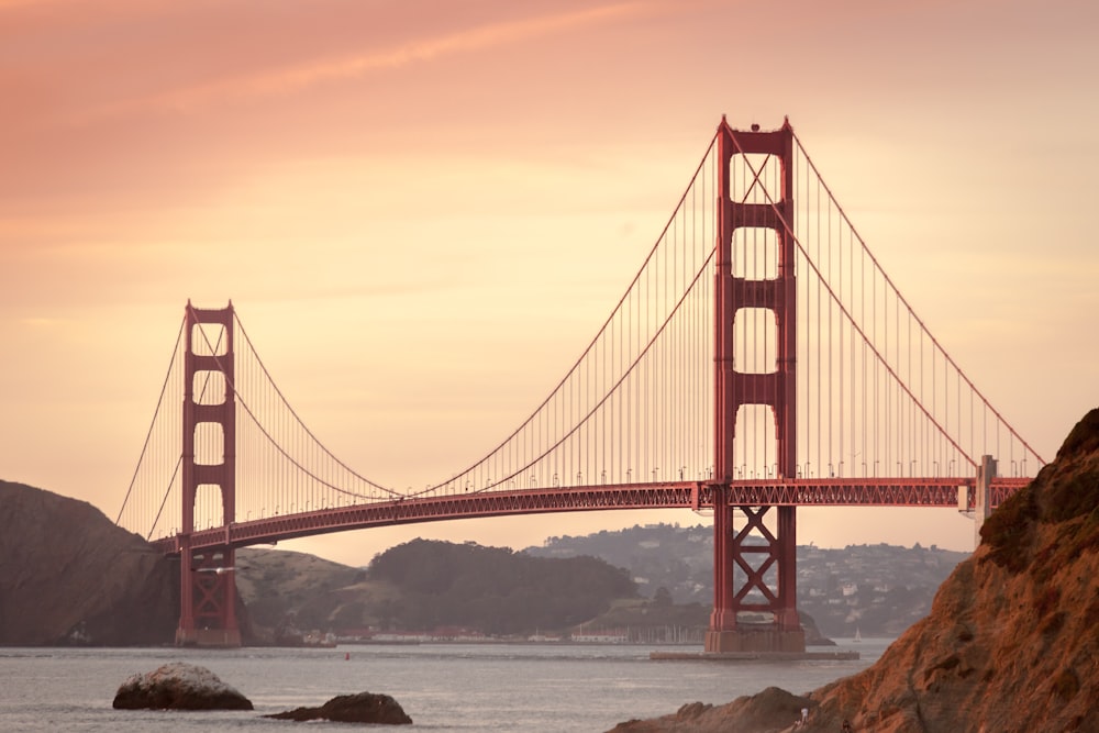 Golden Gate Bridge, London