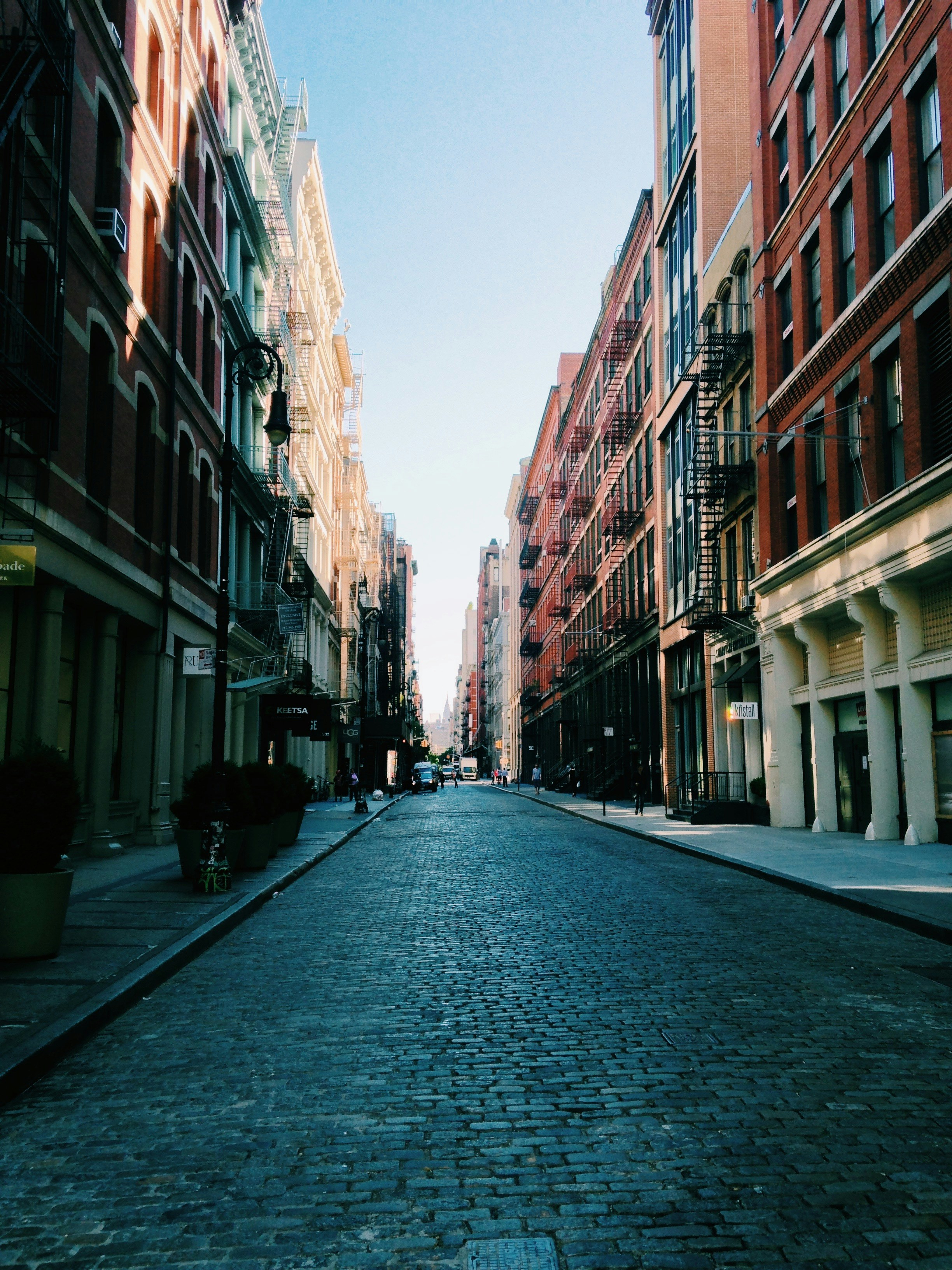 27 City Street Pictures Download Free Images On Unsplash