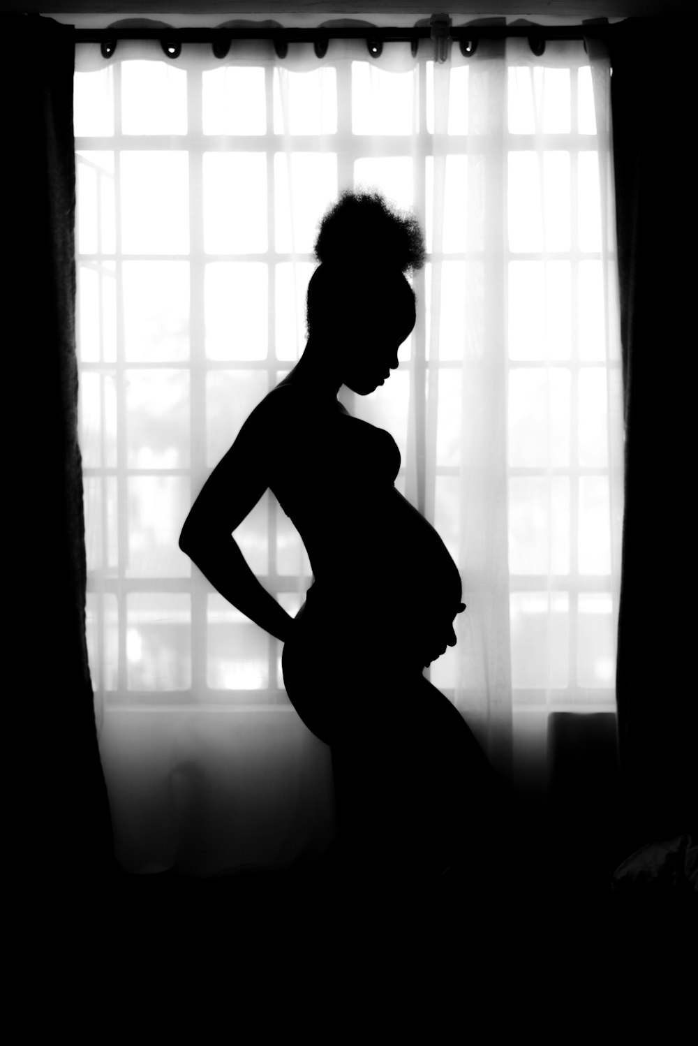 silhouette of pregnant woman