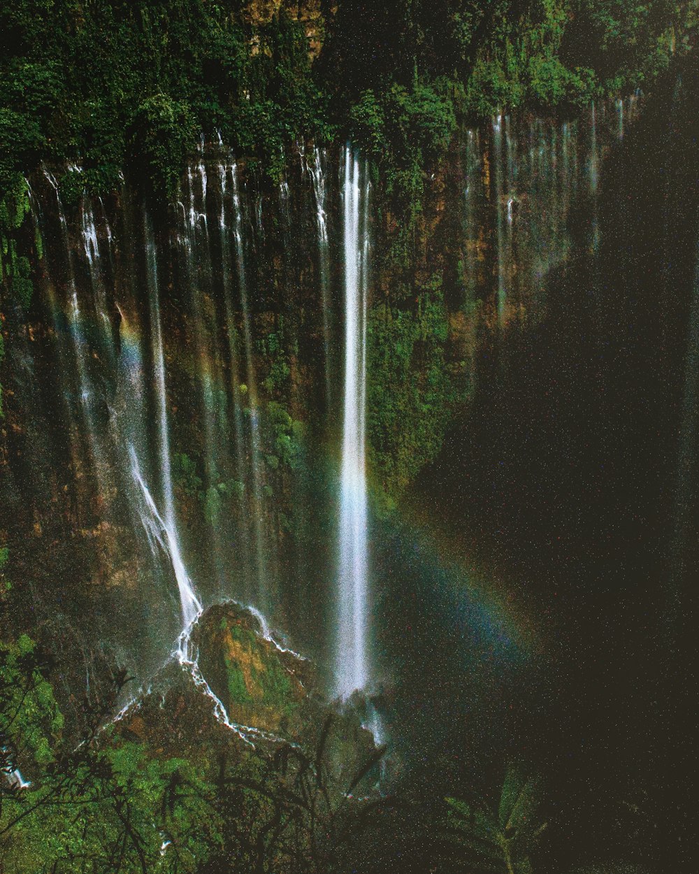 waterfalls during daytime