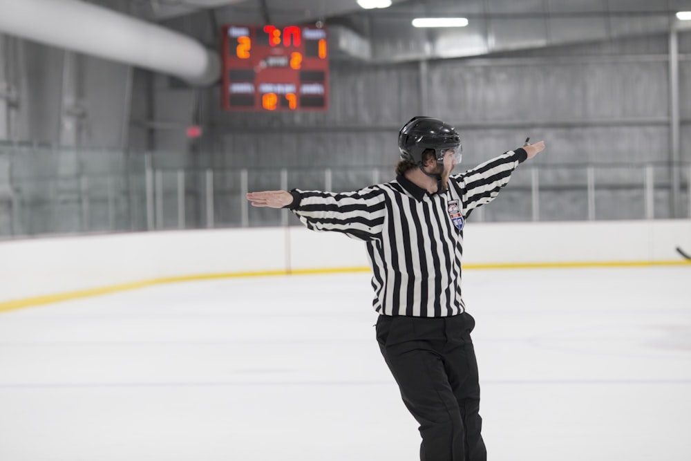 ice hockey referee