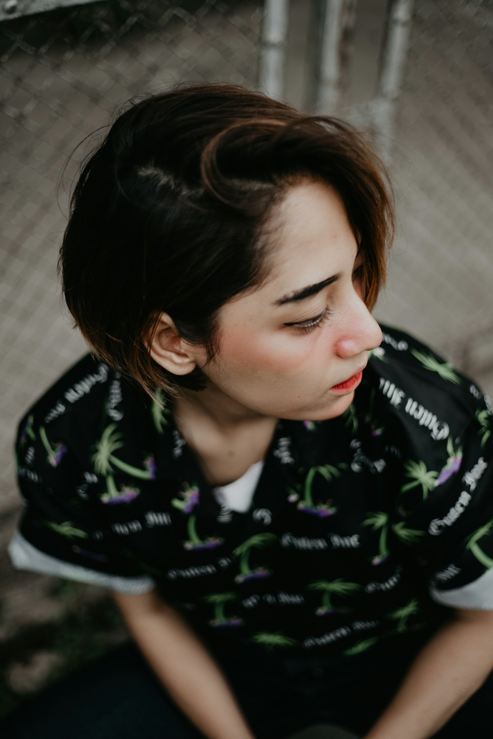 black and green button-up shirt