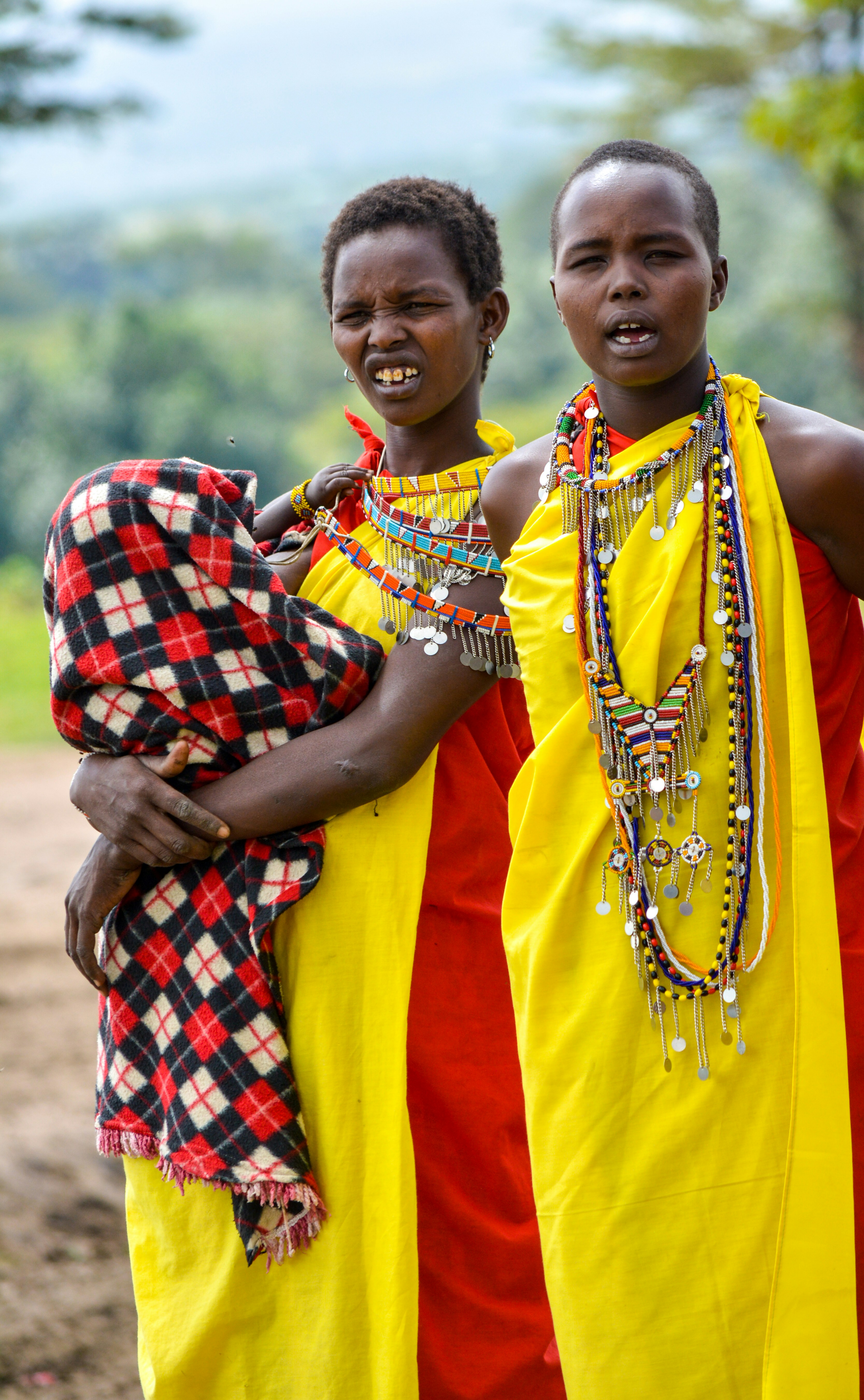 Femmes Malienne.  Tenues traditionnelles.   Mali.