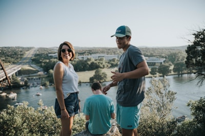 A scenic view of a travel destination with a happy family enjoying their vacation.