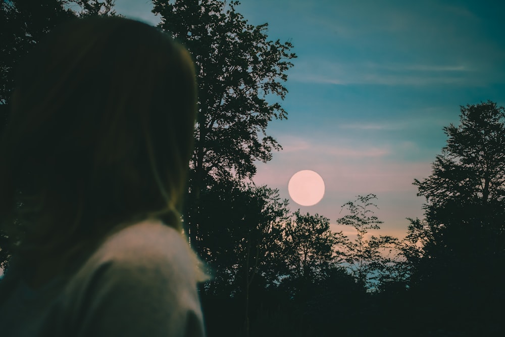 silhouette of women