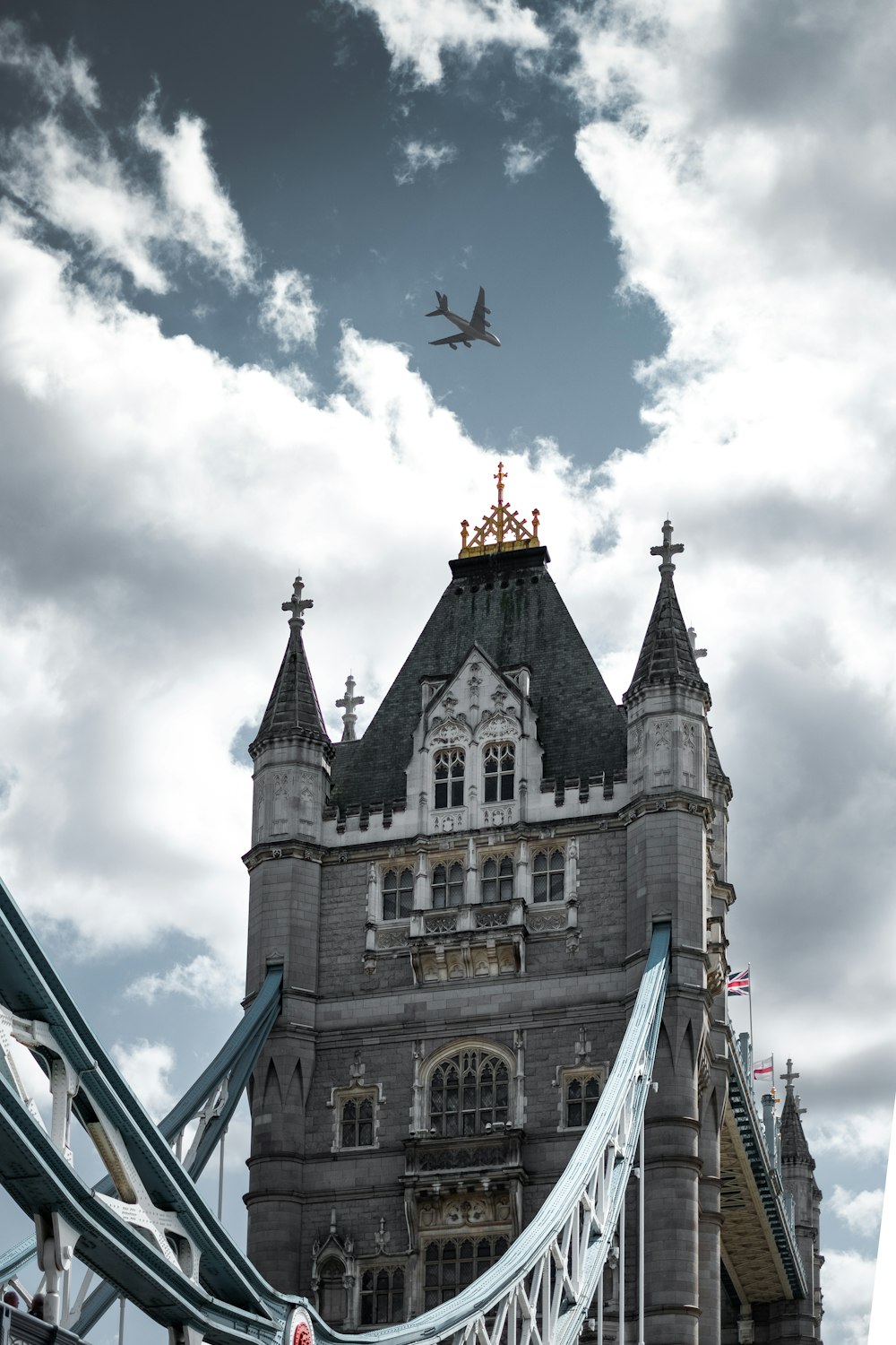 Tower Bridge during cloudy day