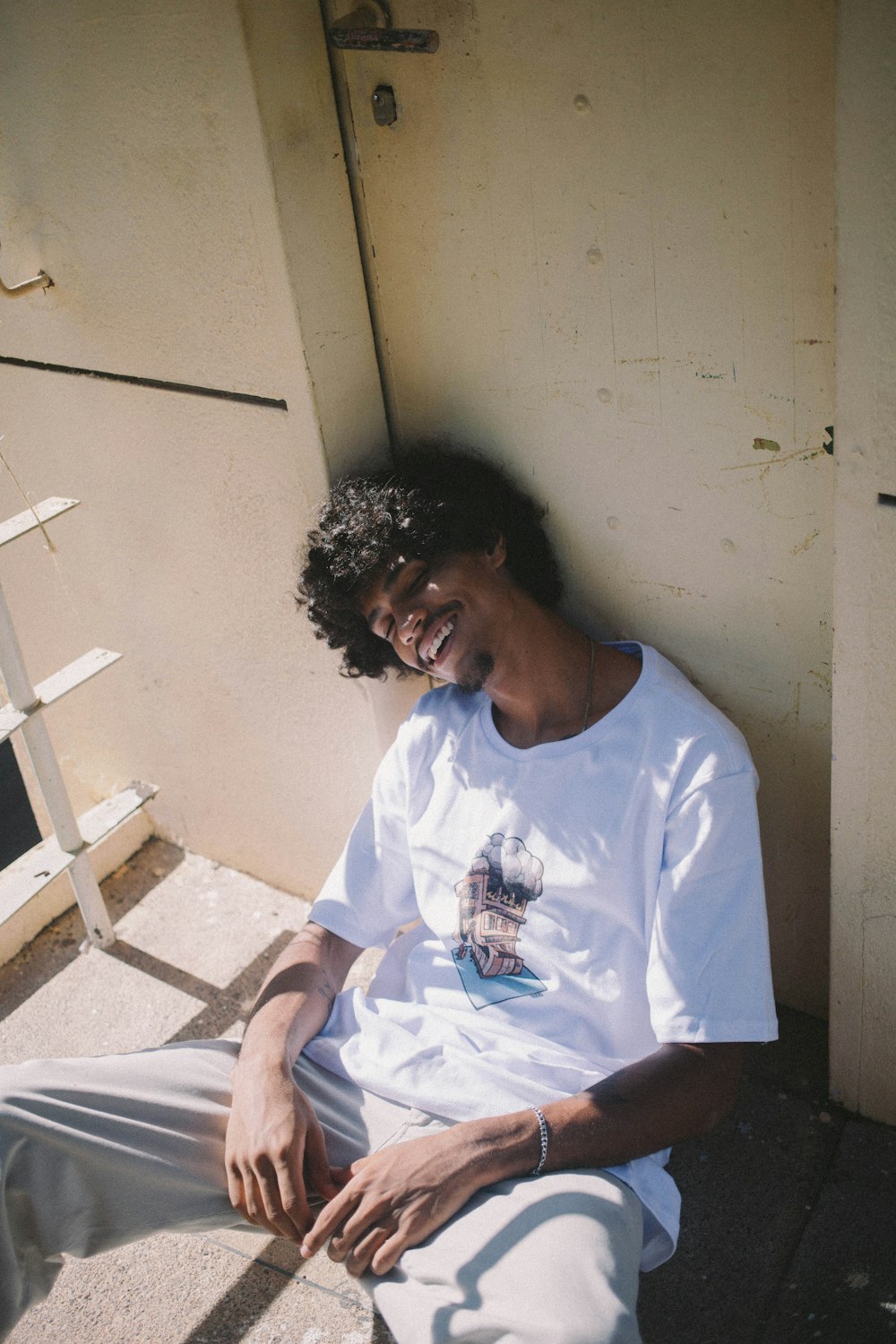 man wearing white t-shirt