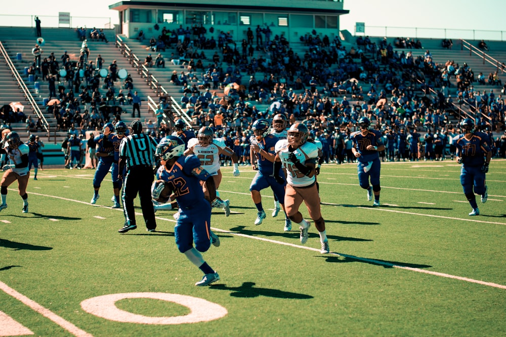 football player on the field photograp