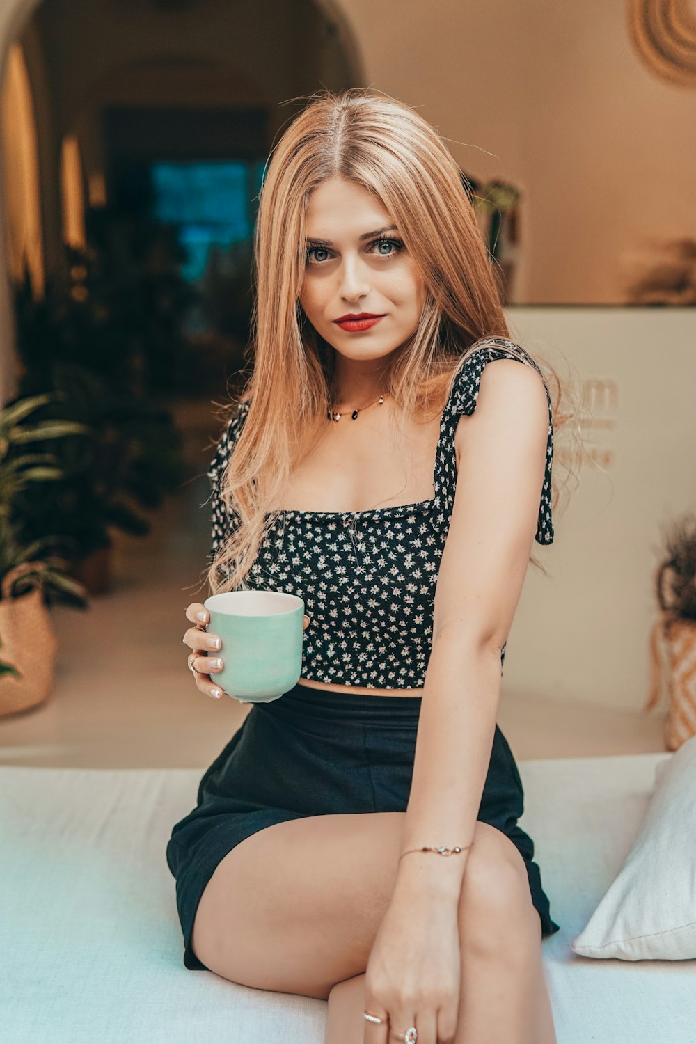 women's black and white floral top