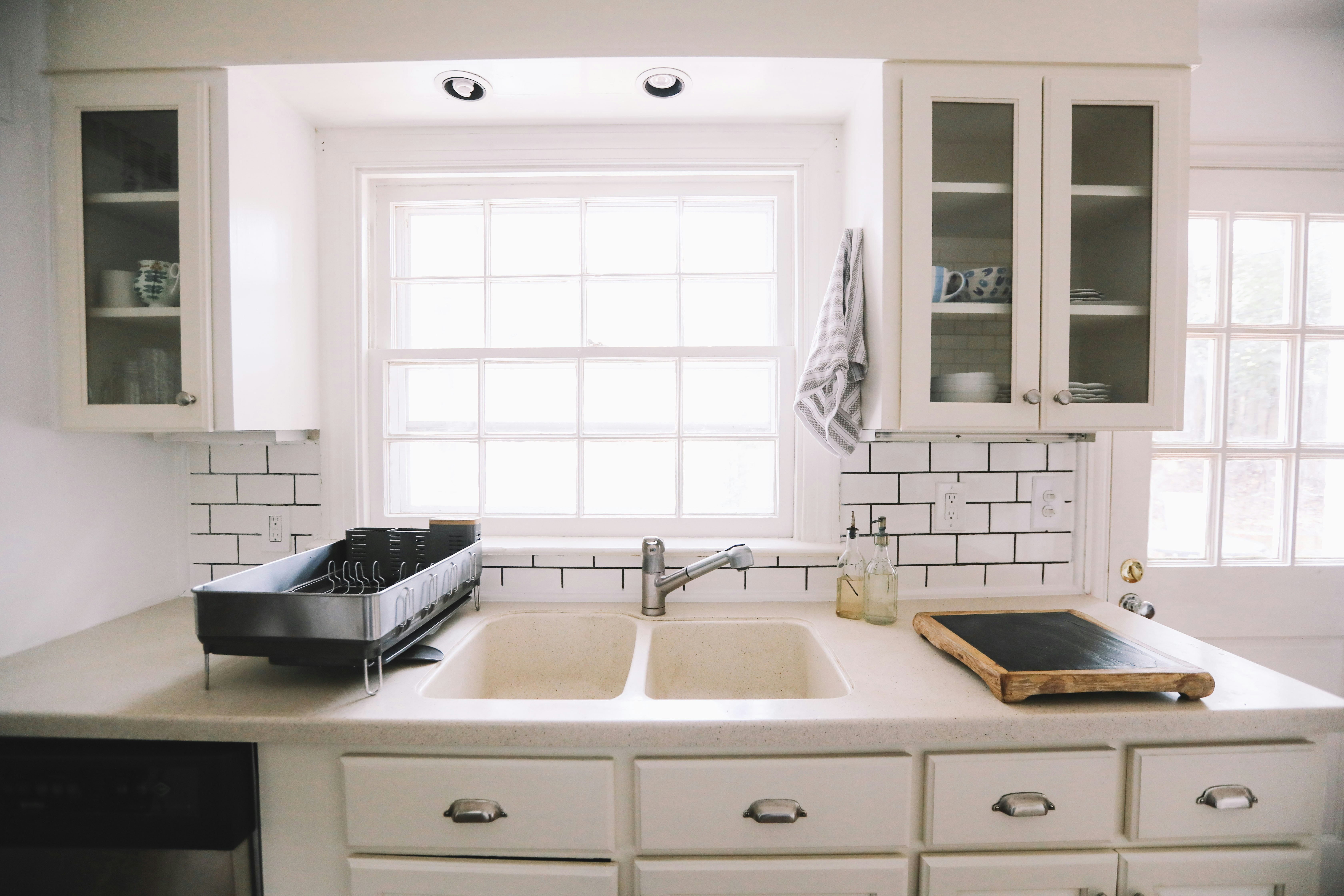 Repurposing the Uncommon: Create Stylish DIY Projects from Unused Kitchen Items!
