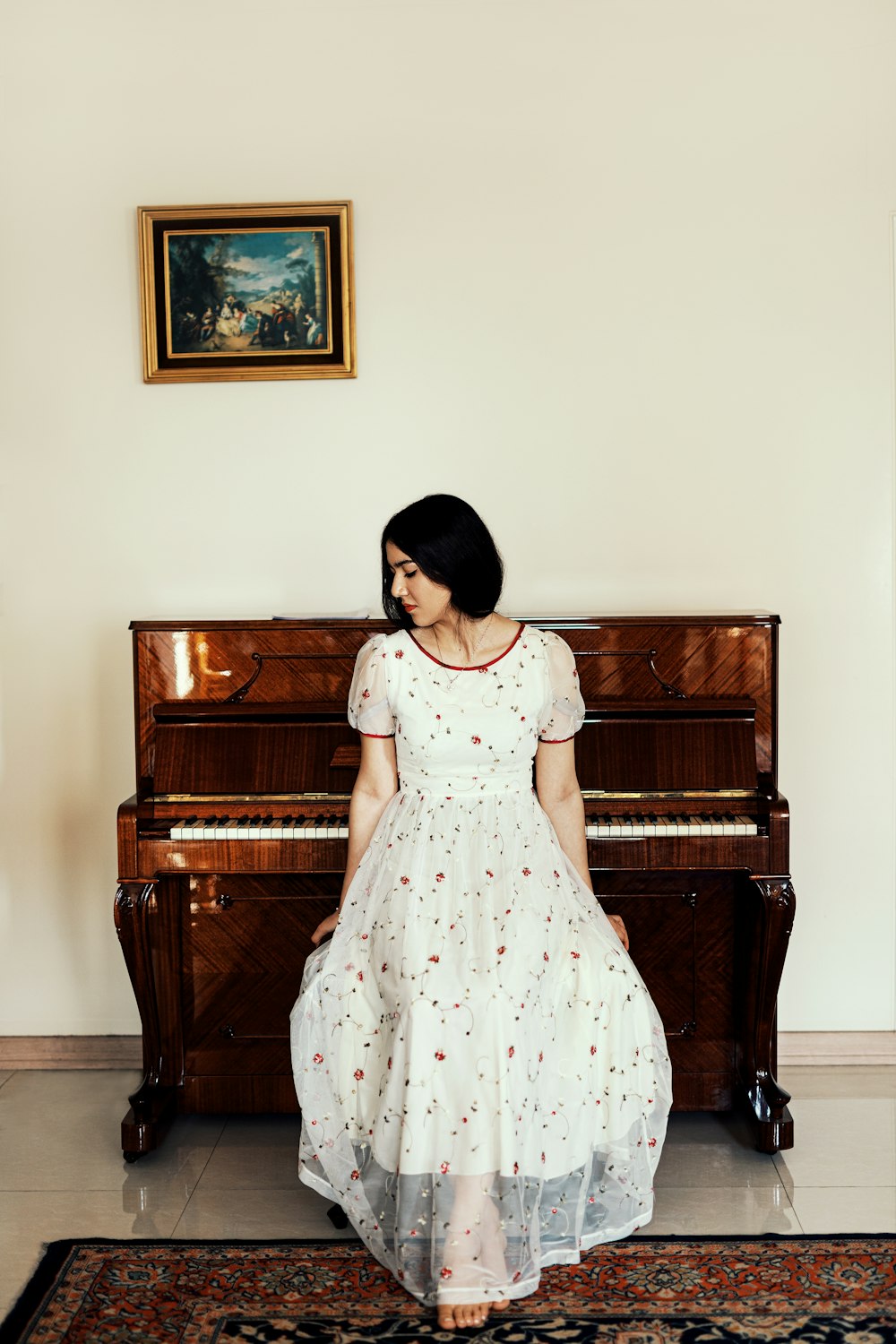 woman in white dress