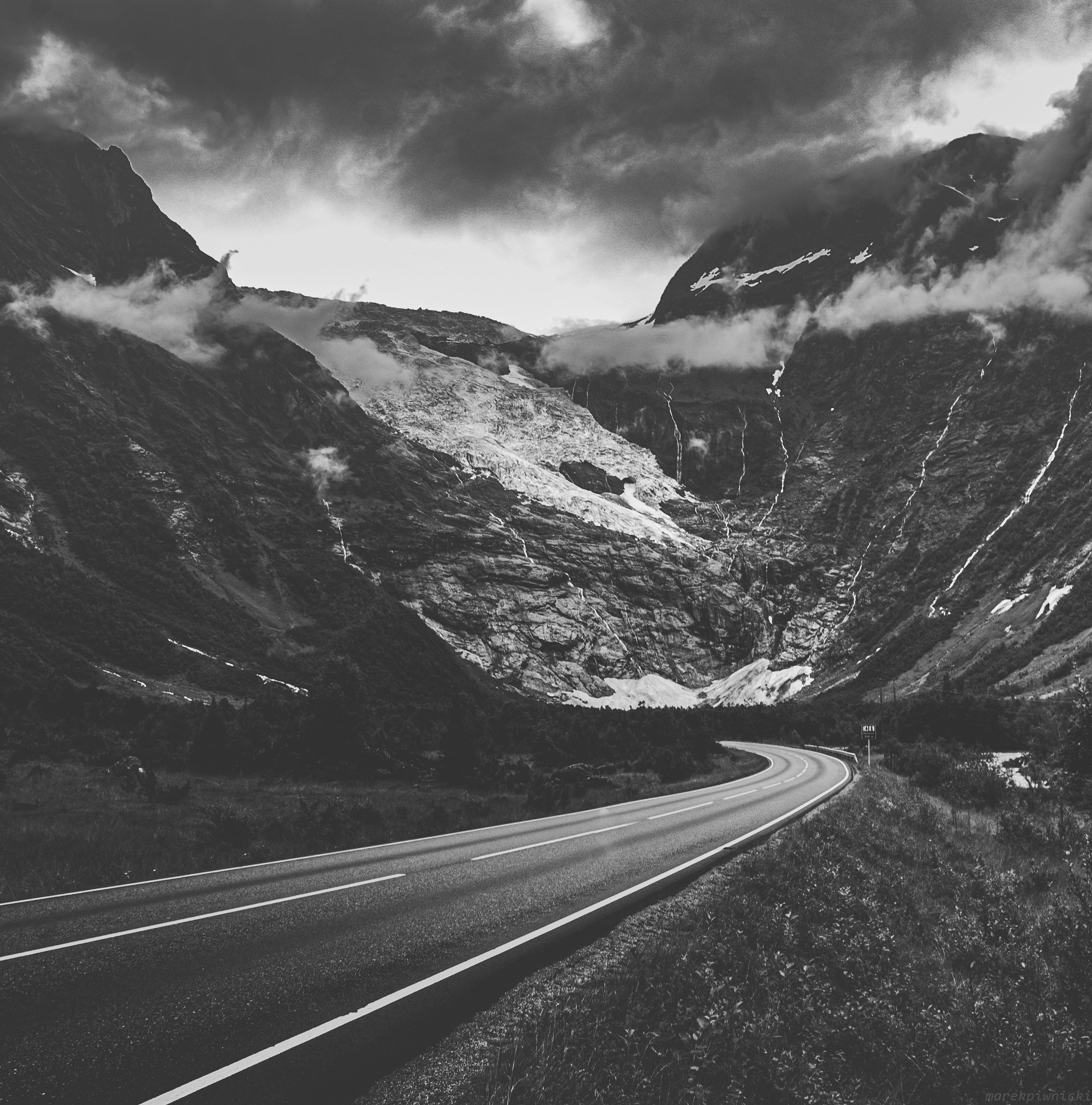 Photo by marekpiwnicki