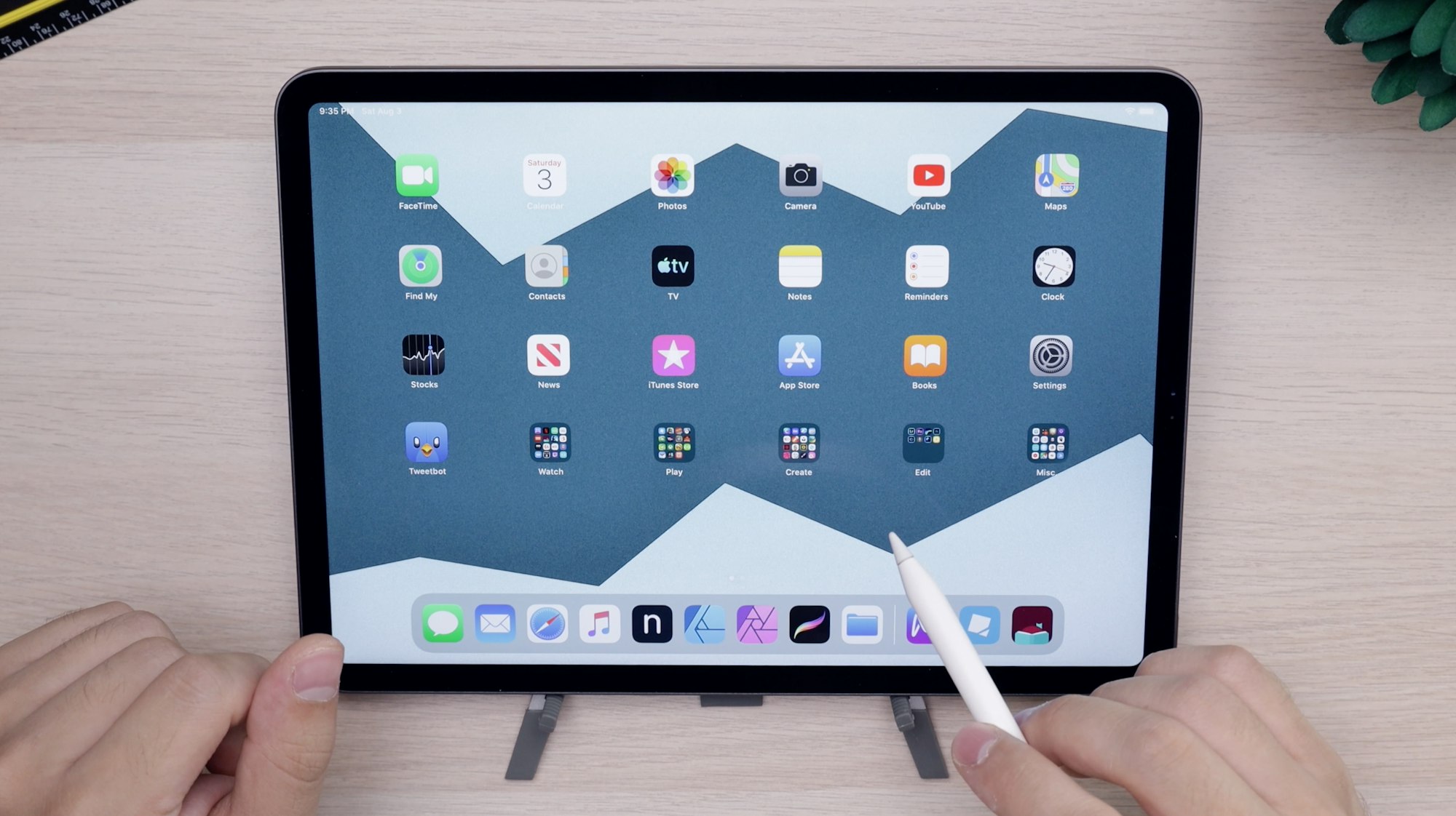 iPad Pro 11" & Apple Pencil