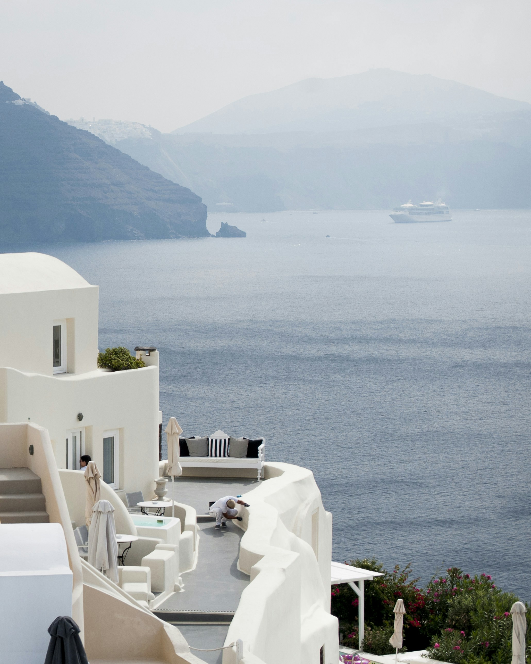 Yoneko Apollon Tours