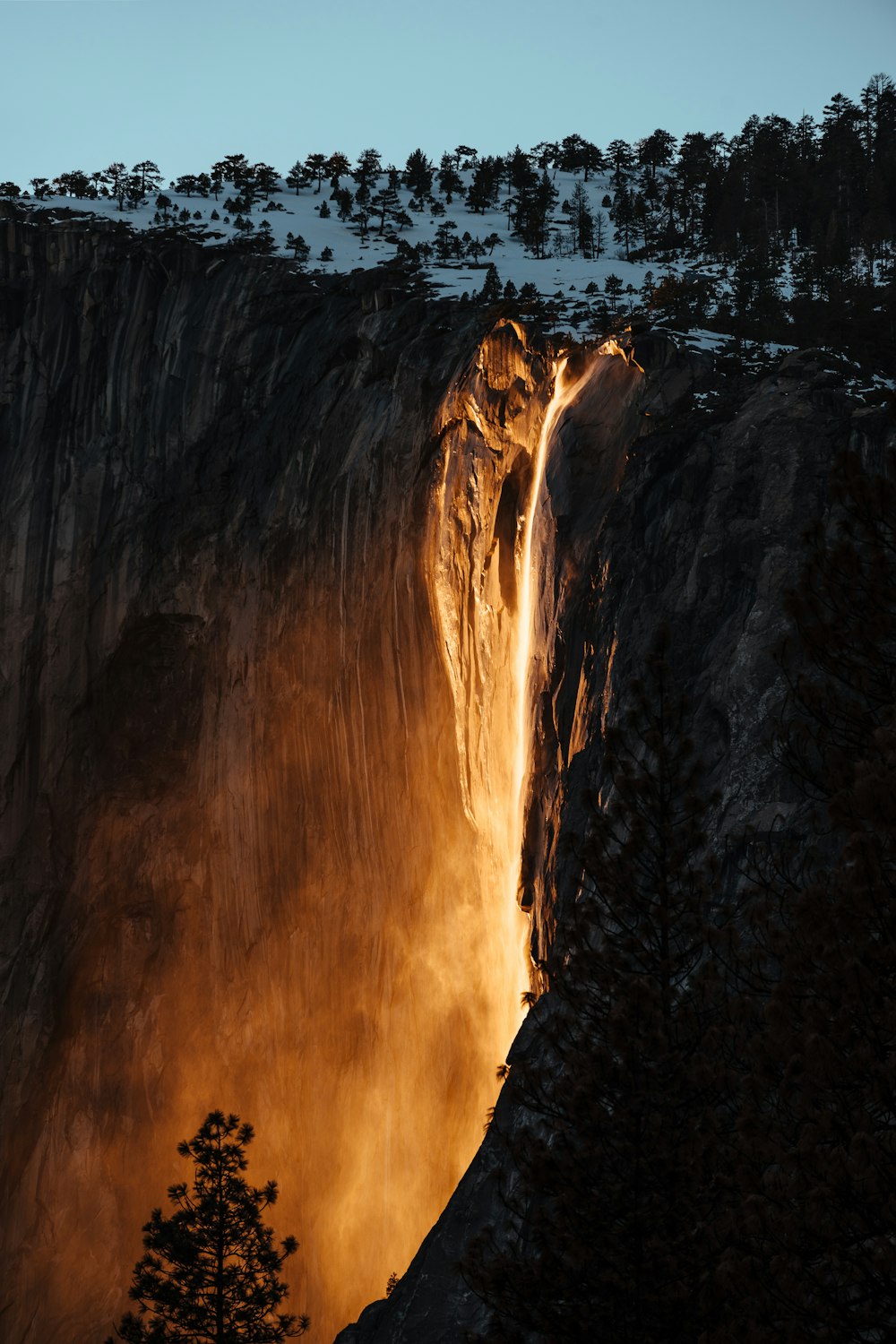 photography of mountain cliff during daytime