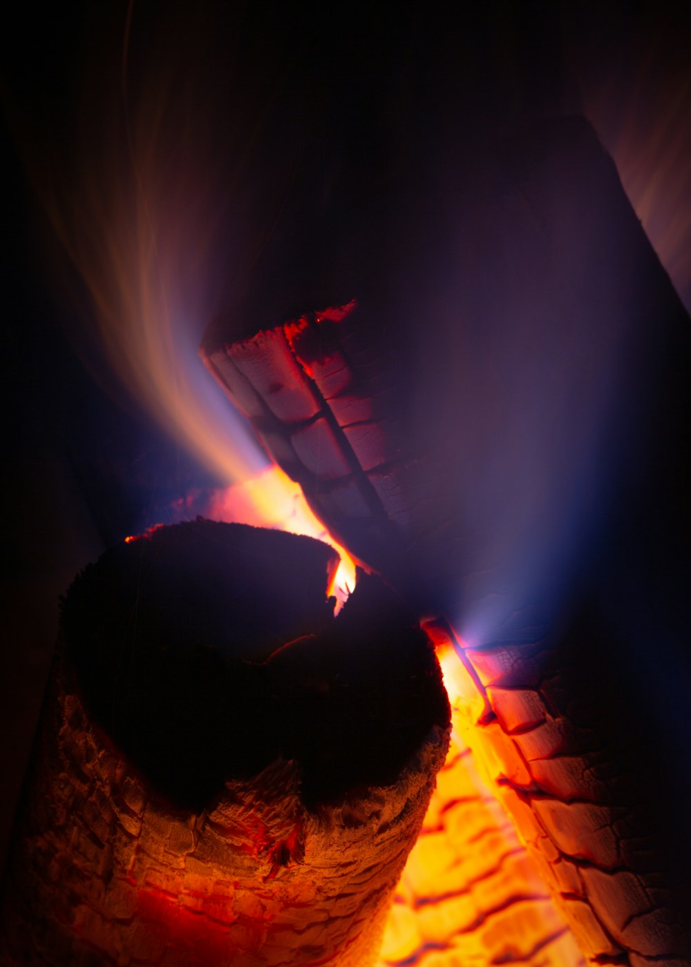 燃える木炭のタイムラプス撮影