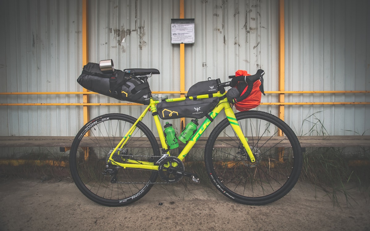 自転車　サドルバッグ　便利