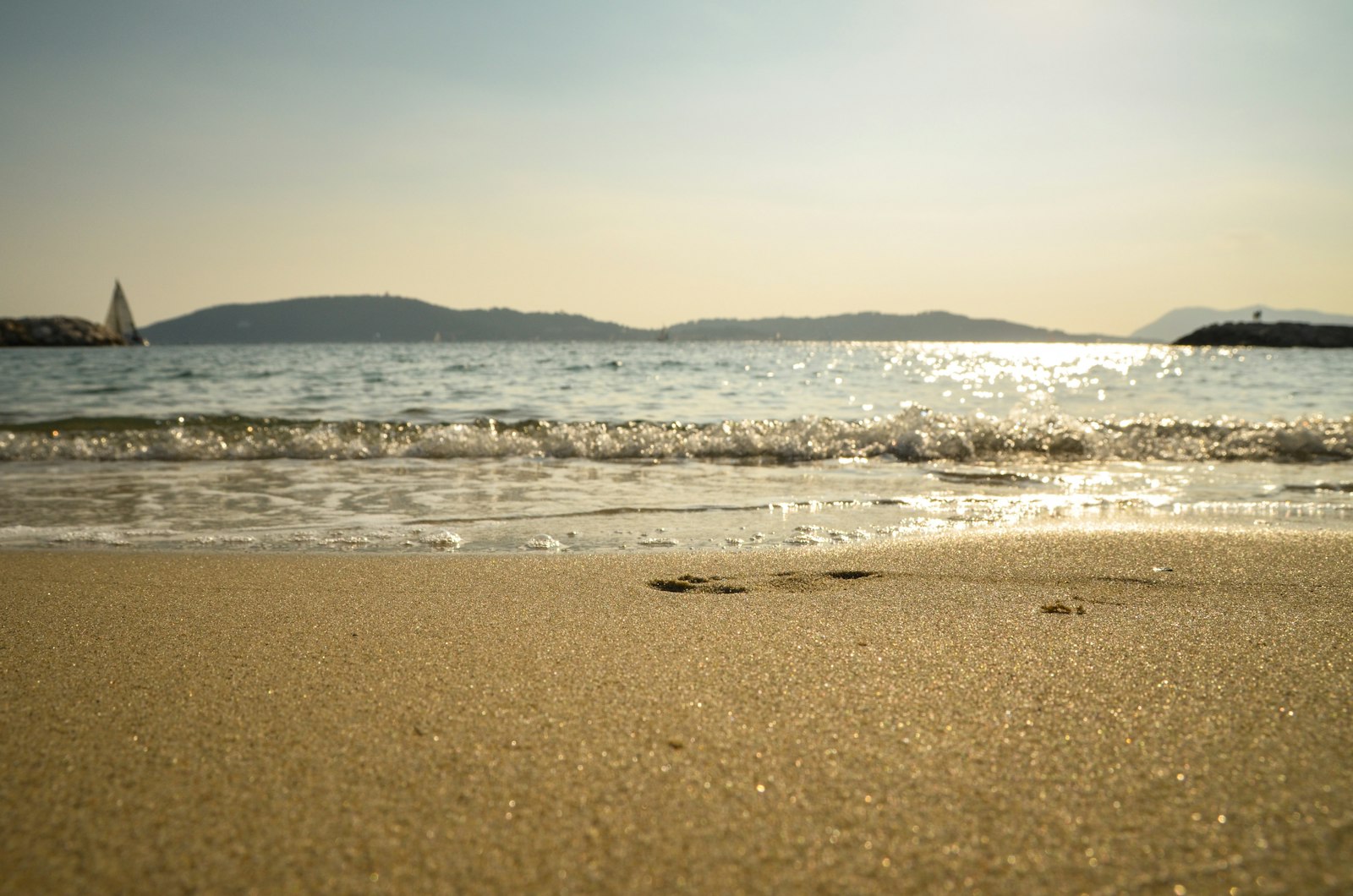 Nikon D7000 + Sigma 17-70mm F2.8-4 DC Macro OS HSM sample photo. Body of water across photography