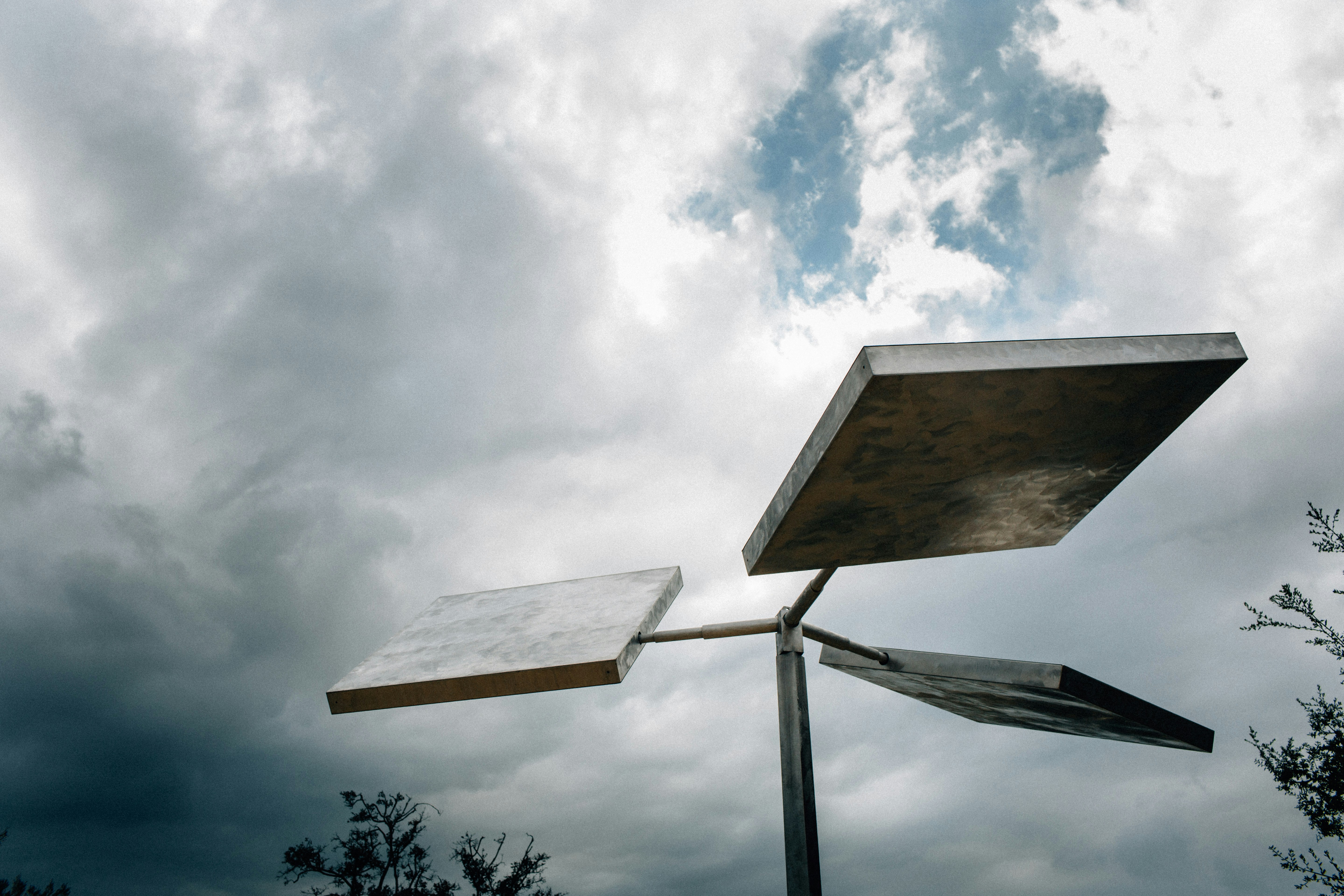 Free Unsplash photo from Dan Cumberland