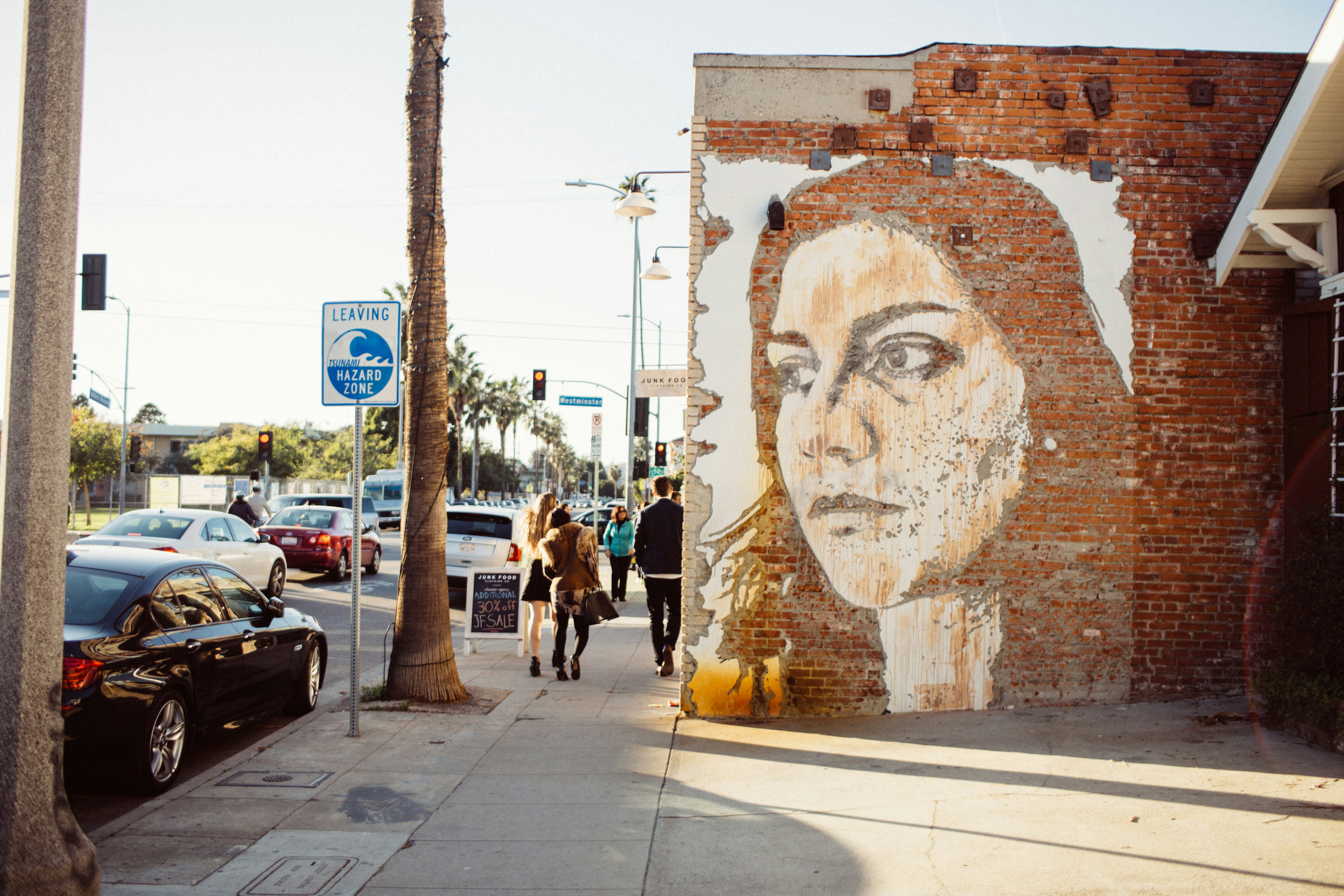 Free Unsplash photo from Dan Cumberland