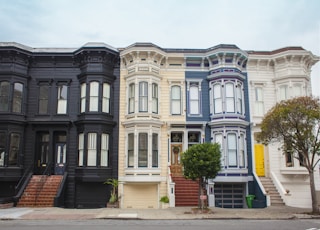 photo of black, white, and blue house