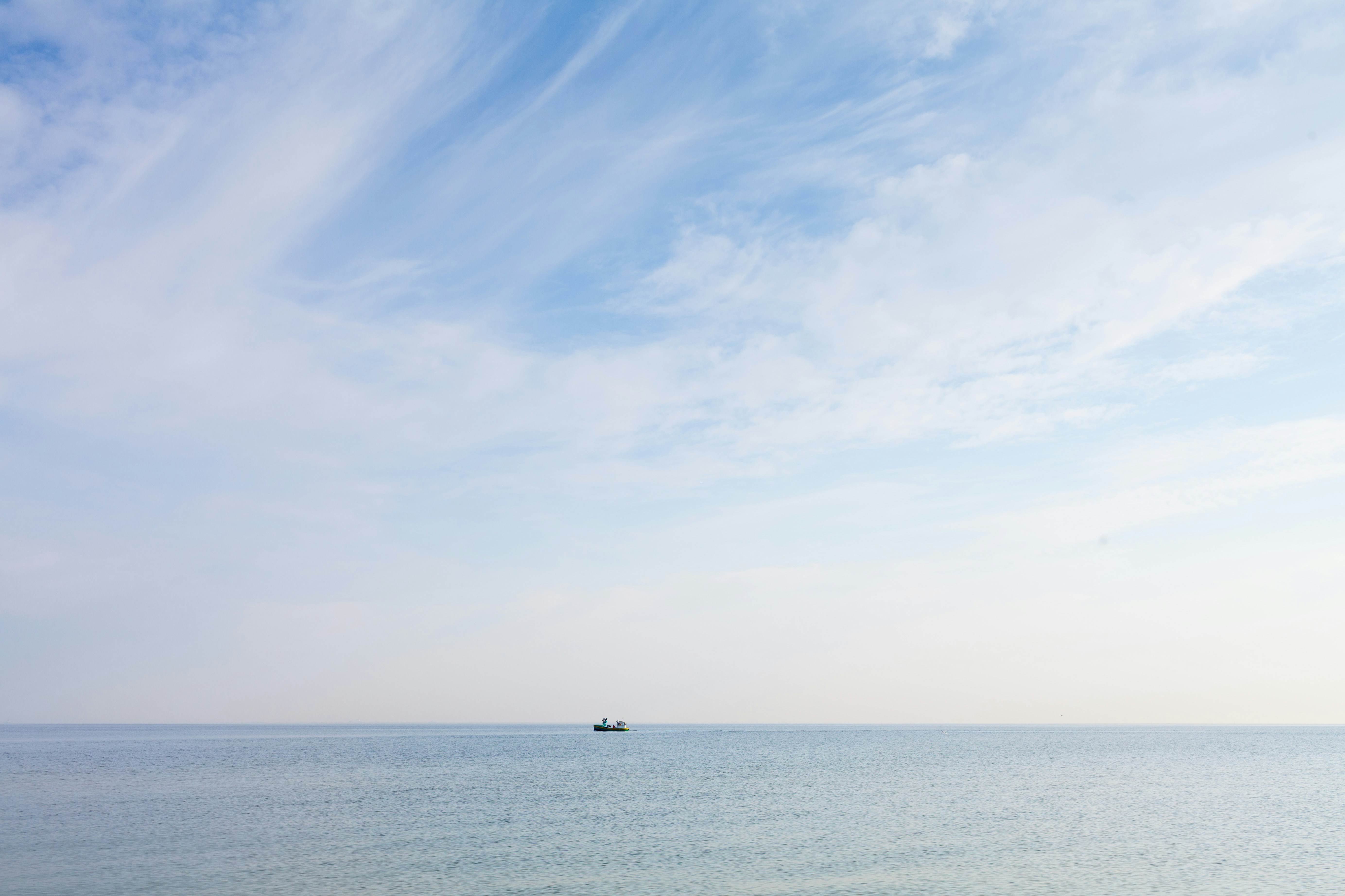 Free Unsplash photo from Piotr Biegaj