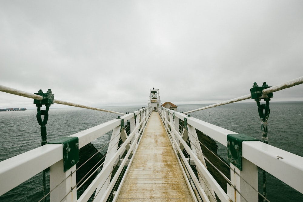 white and brown bridge