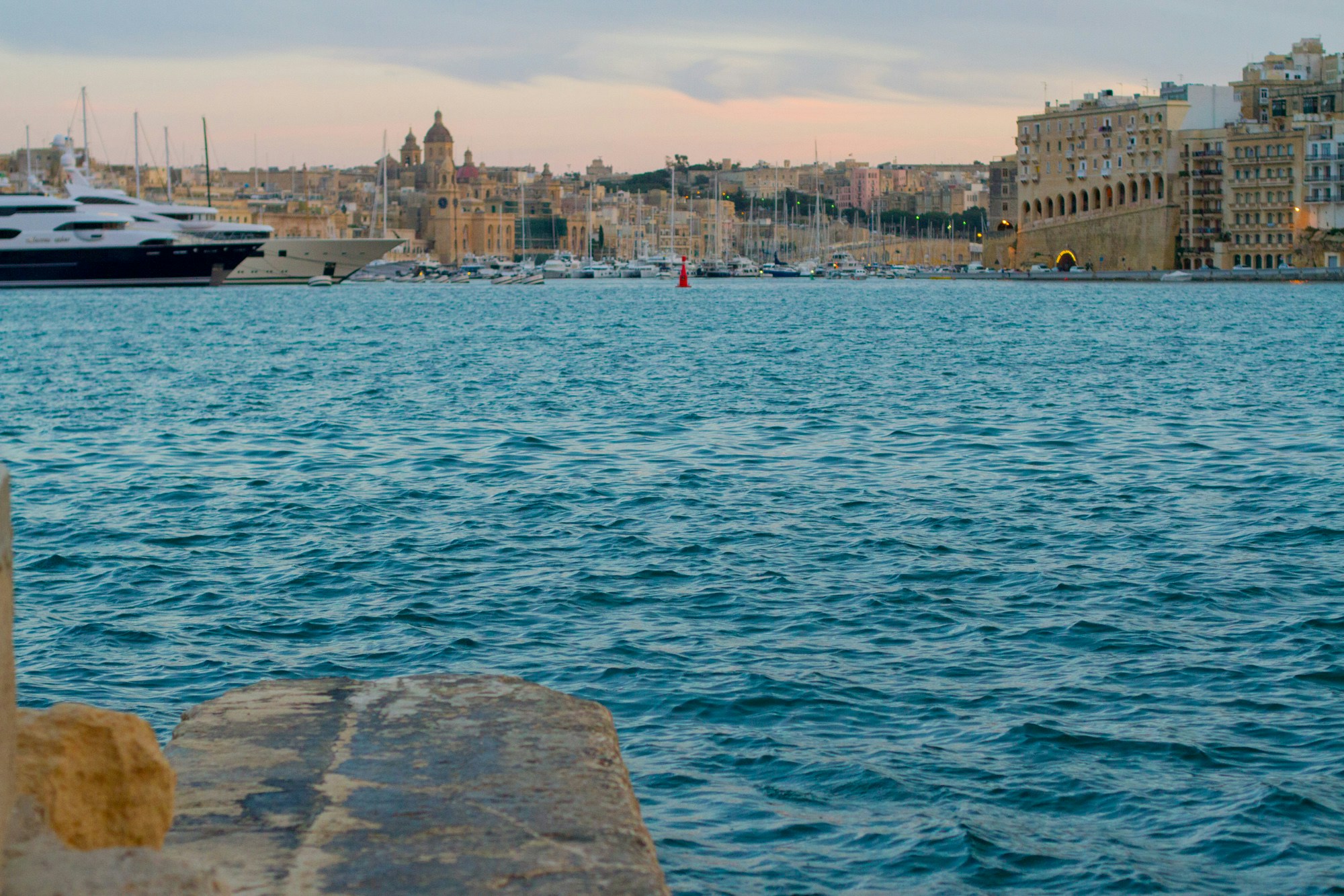 Free Unsplash photo from Michelle Weber