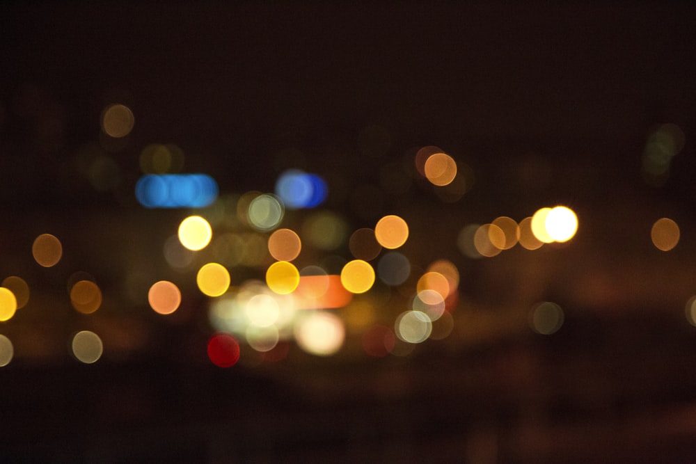 blue and yellow bokeh lights