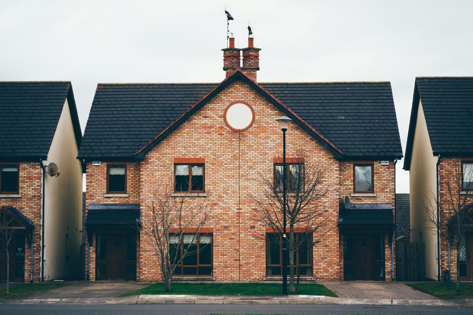 Ottawa Property Taxes Explained (2026 Buyer Guide)