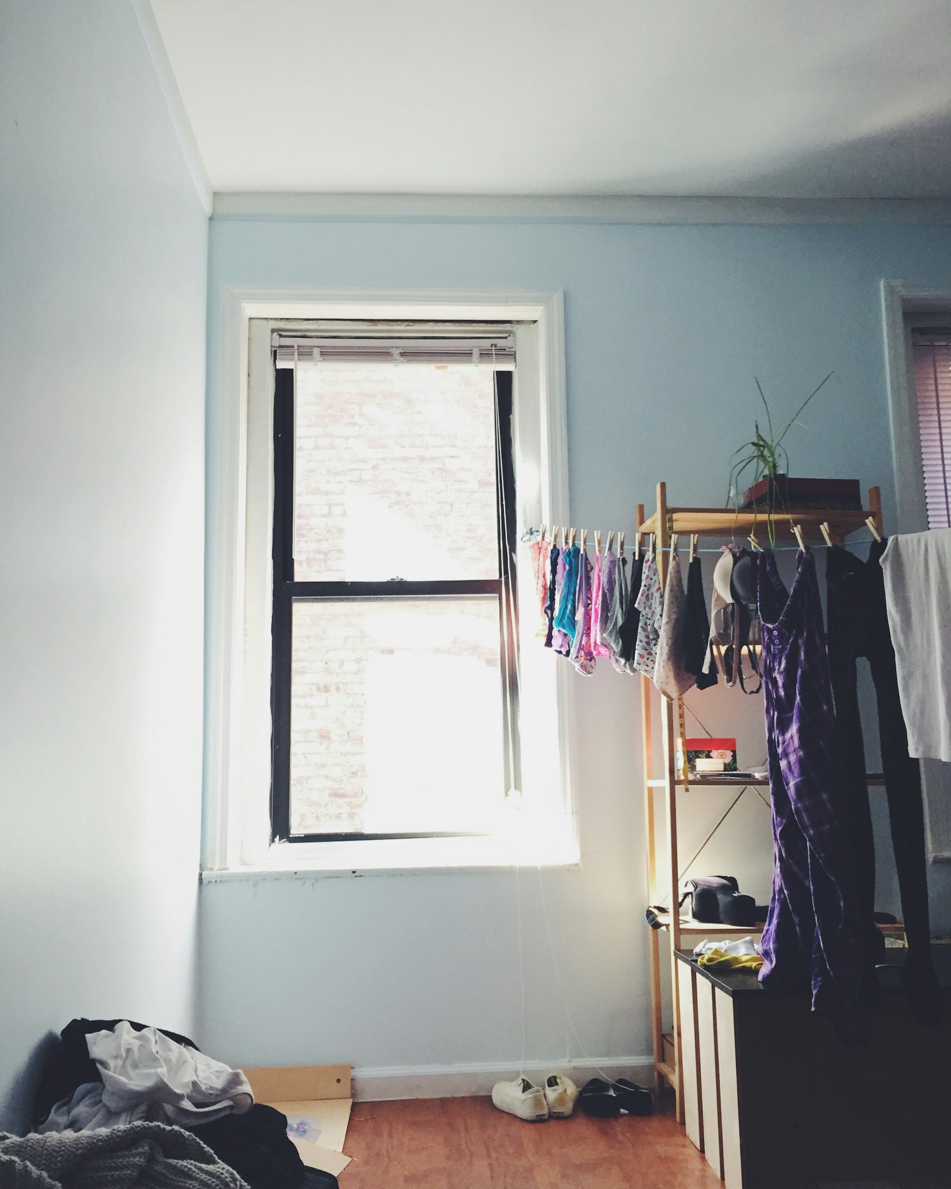 black and white bed linen