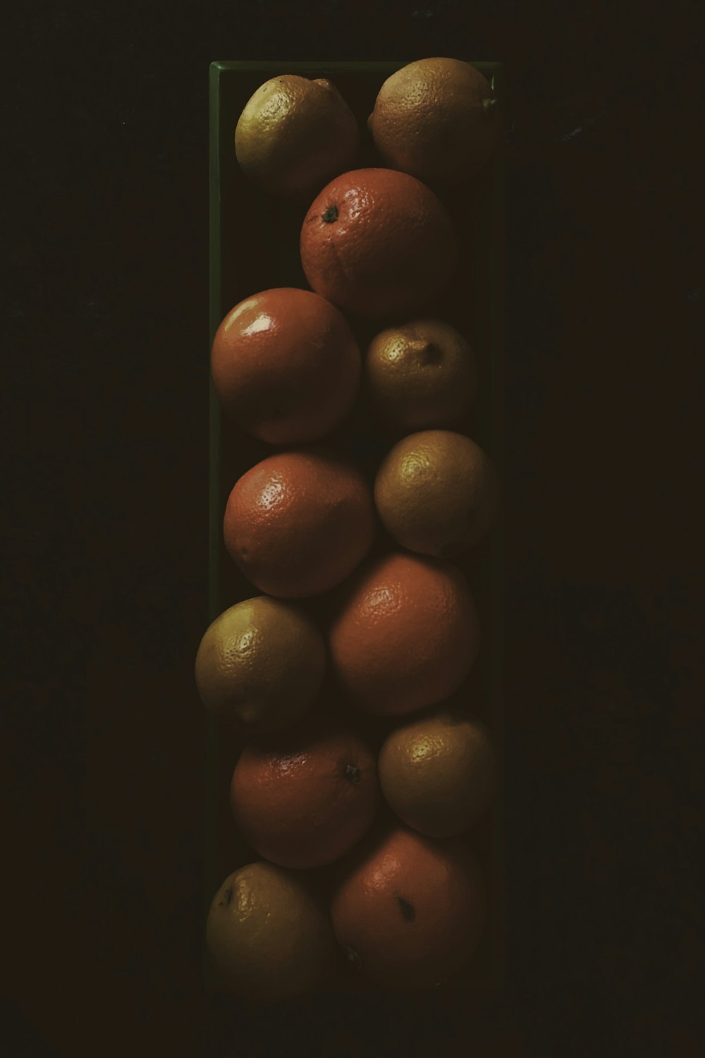 pile of citrus fruit