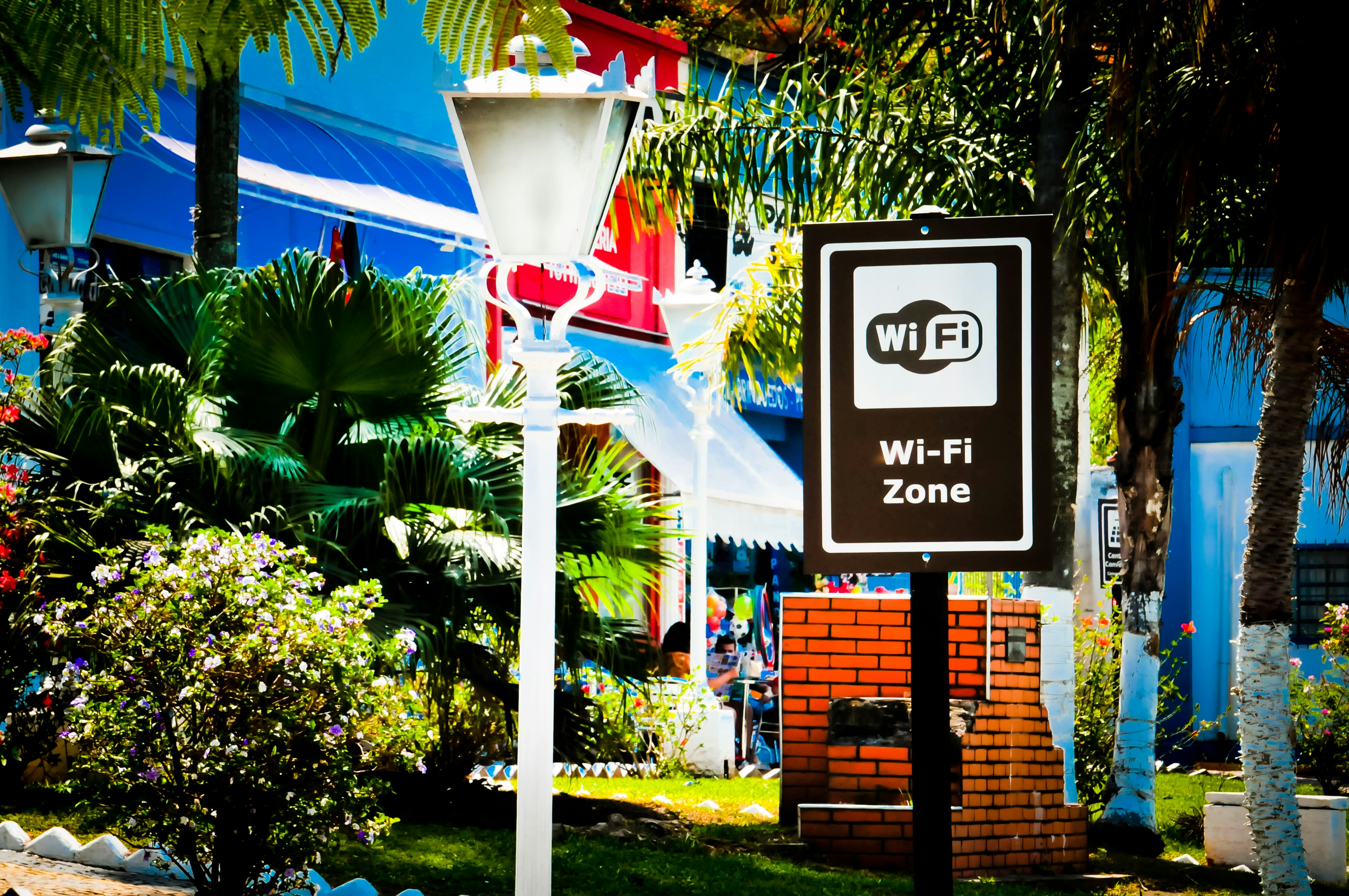 Free Unsplash photo from Sandro Valvezan