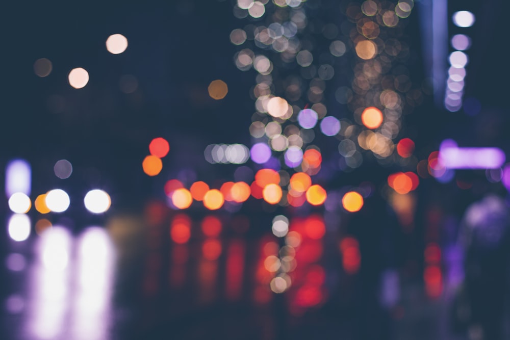 Efecto bokeh de las luces de la calle por la noche