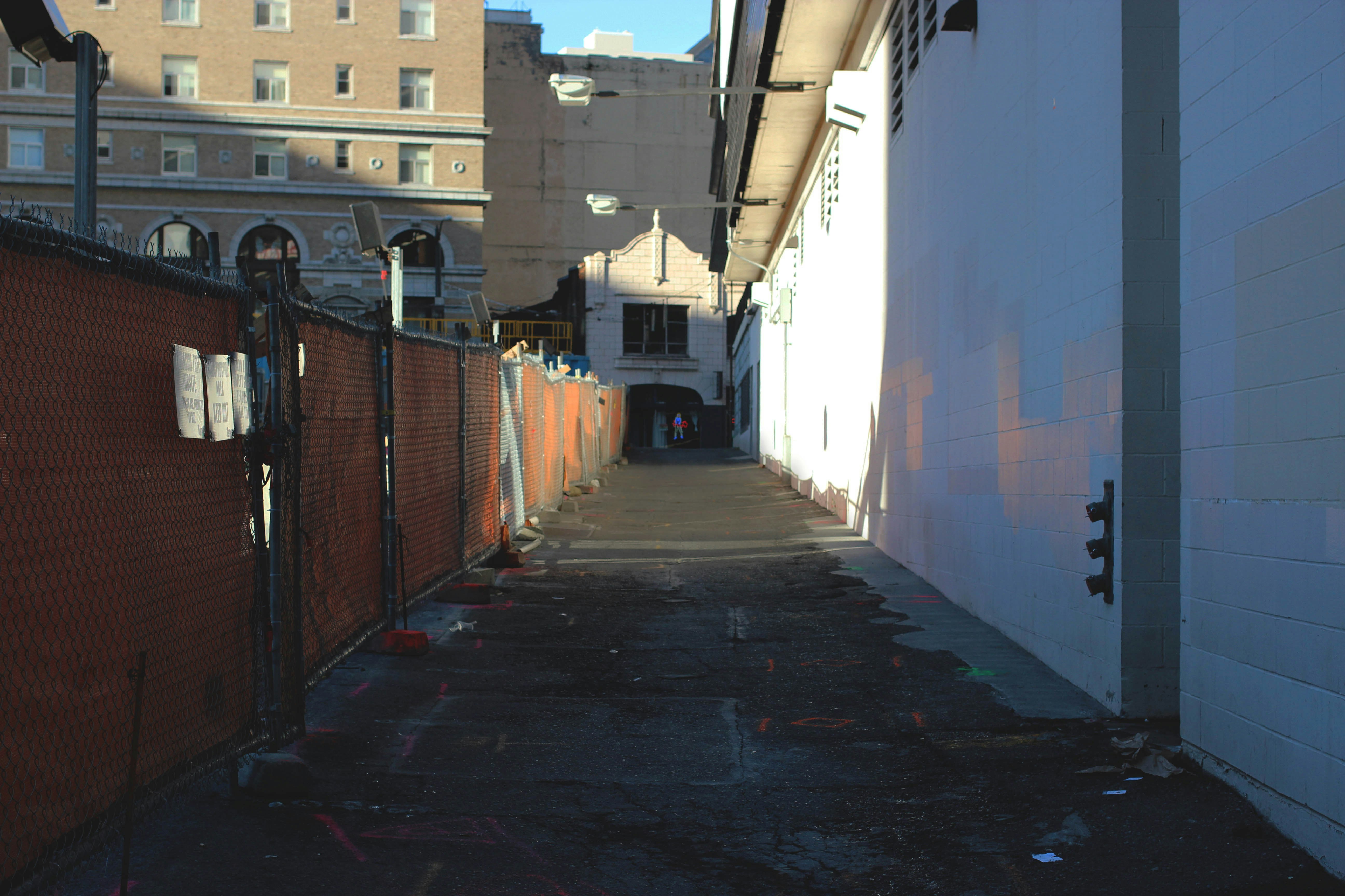 Free Unsplash photo from Alec Landon